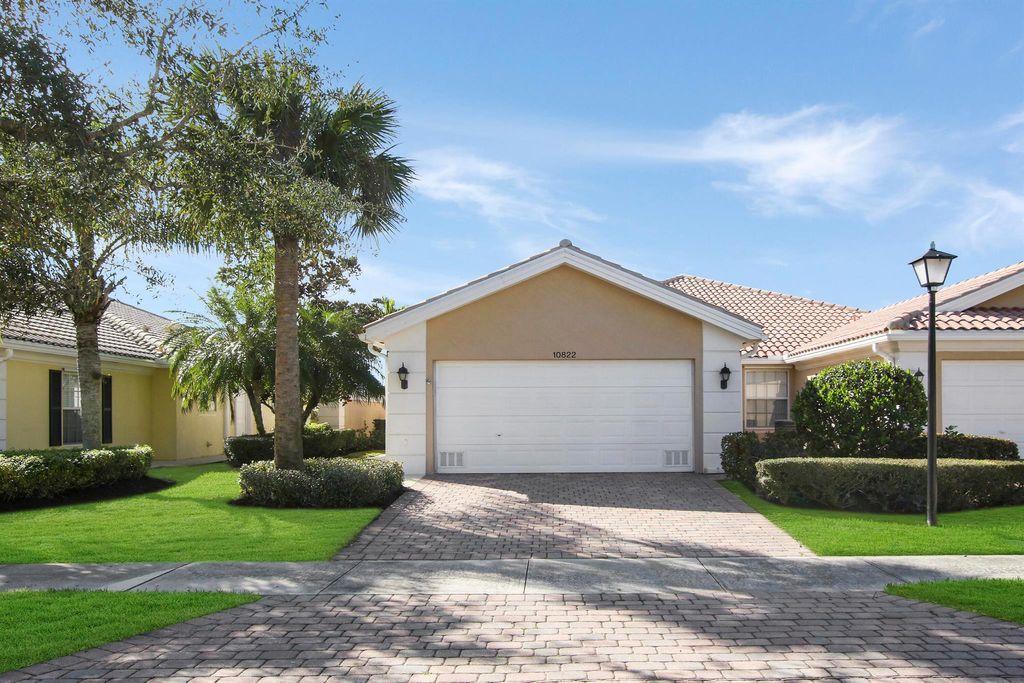 Photo of 10822 SW Dardanelle Drive, Port Saint Lucie, FL 34987 (MLS # R11049101)
