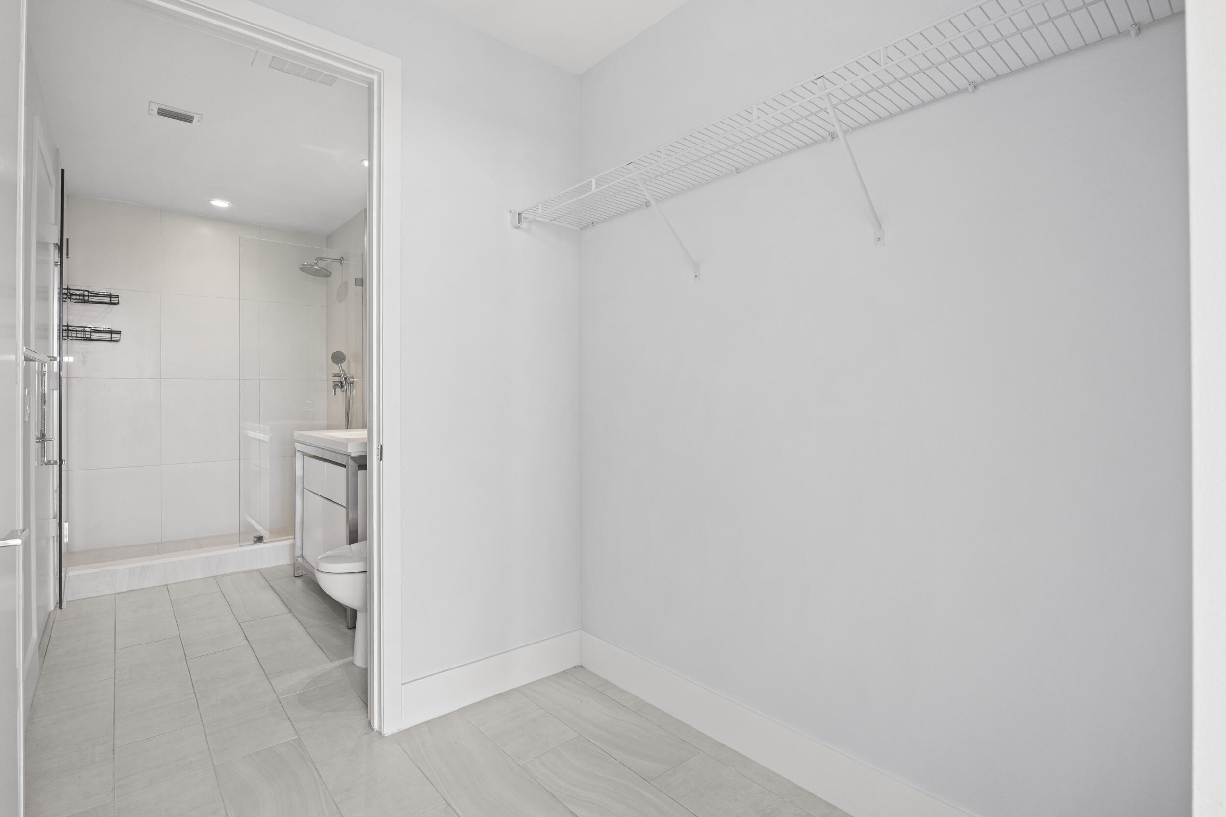 METROPICA NORTH TOWER ONE - Residential