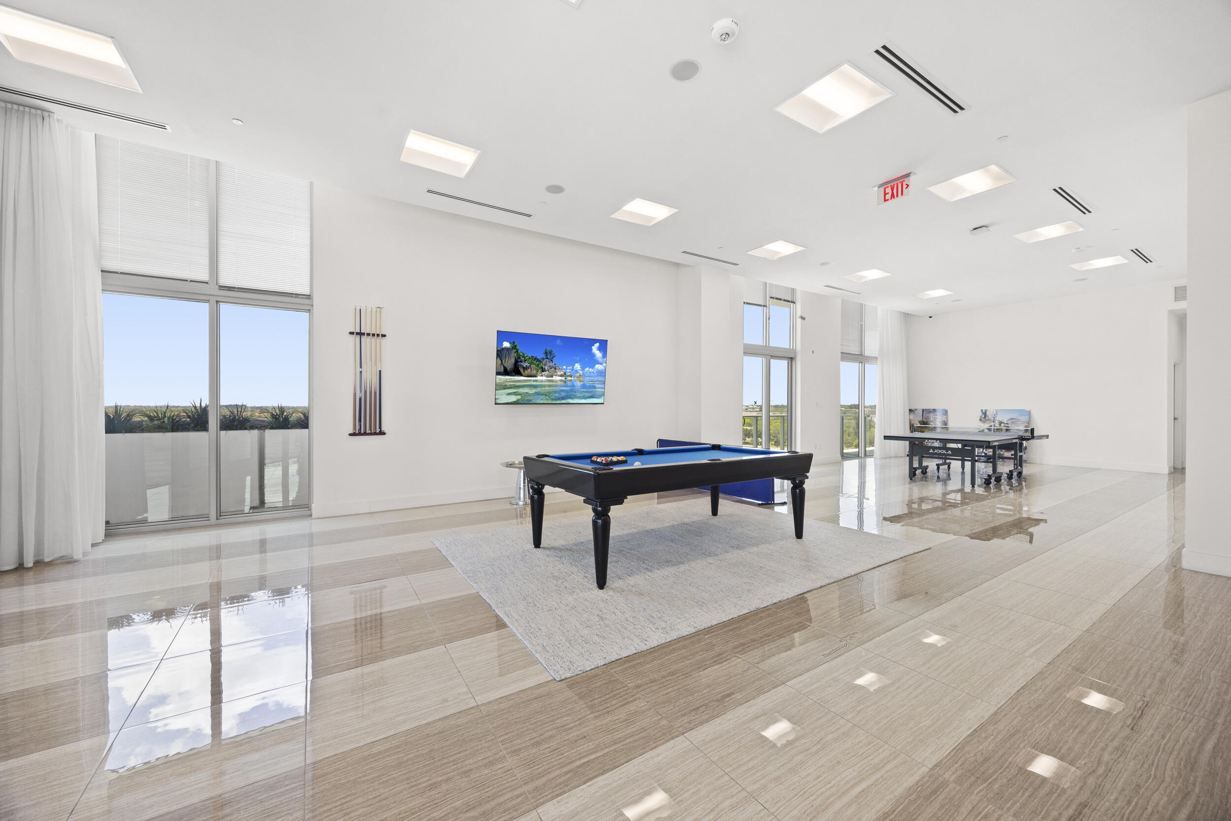 METROPICA NORTH TOWER ONE - Residential