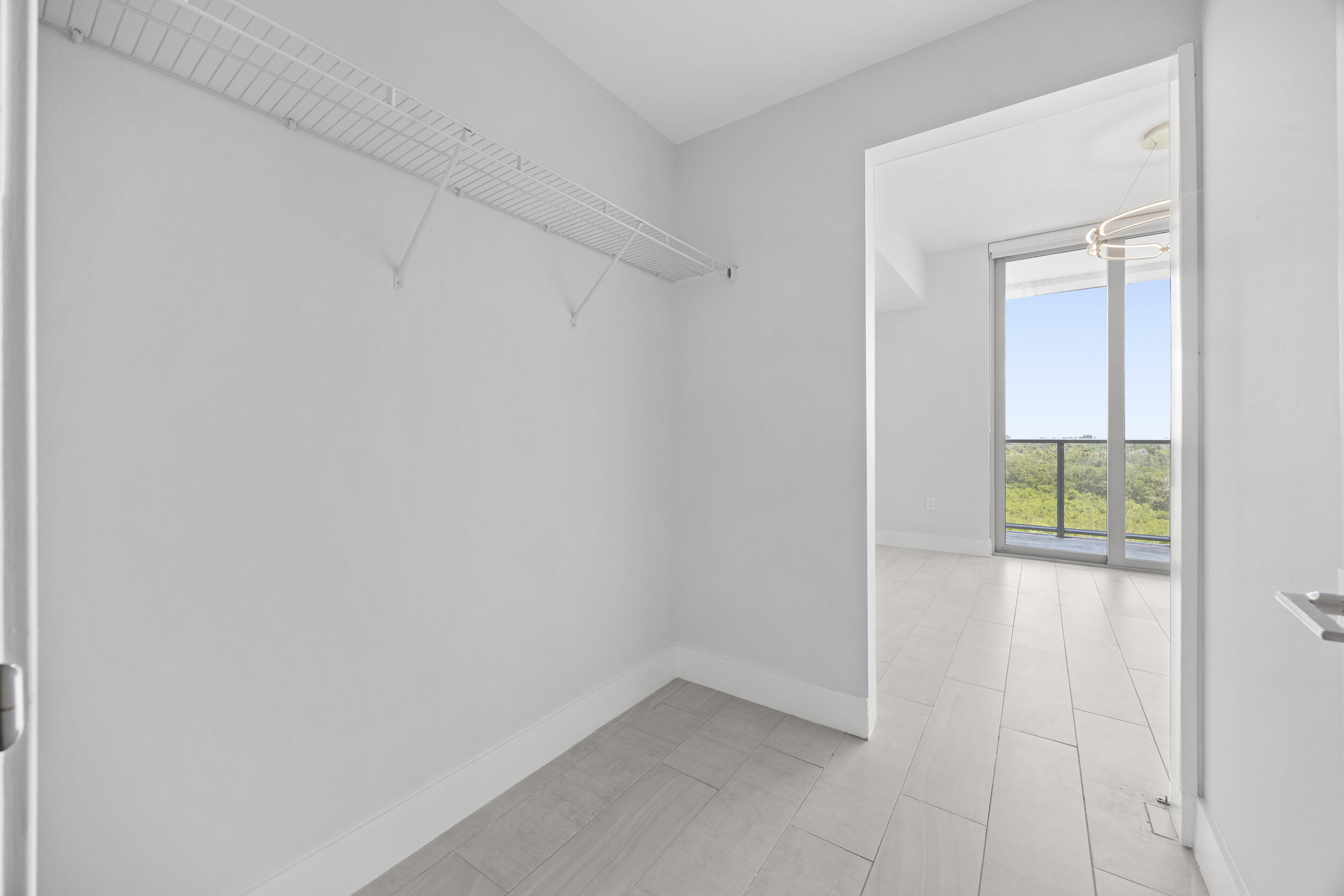 METROPICA NORTH TOWER ONE - Residential
