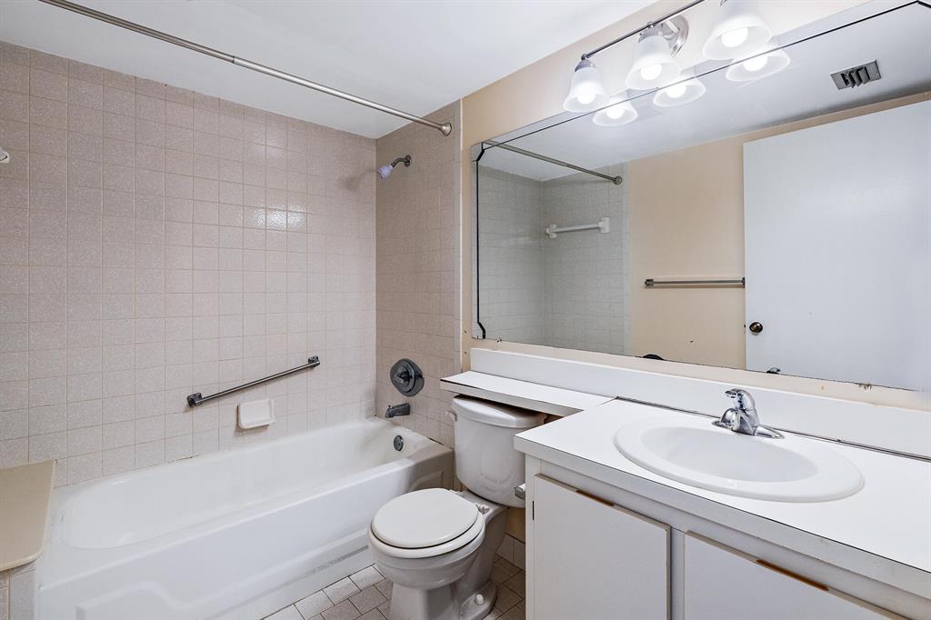 PALM CLUB VILLAGE I-#1 & I-#2 COND - Residential