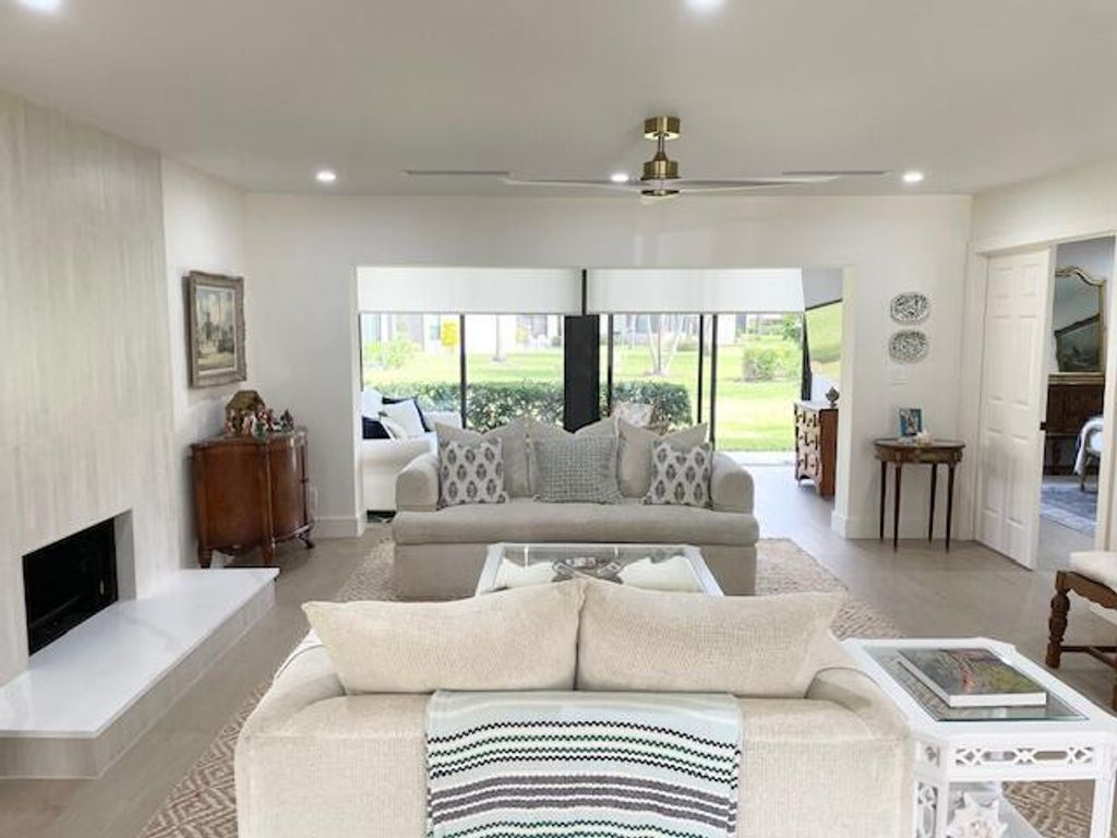 Photo of 1303 Clubhouse Circle, Jupiter, FL 33477 (MLS # B26010206)