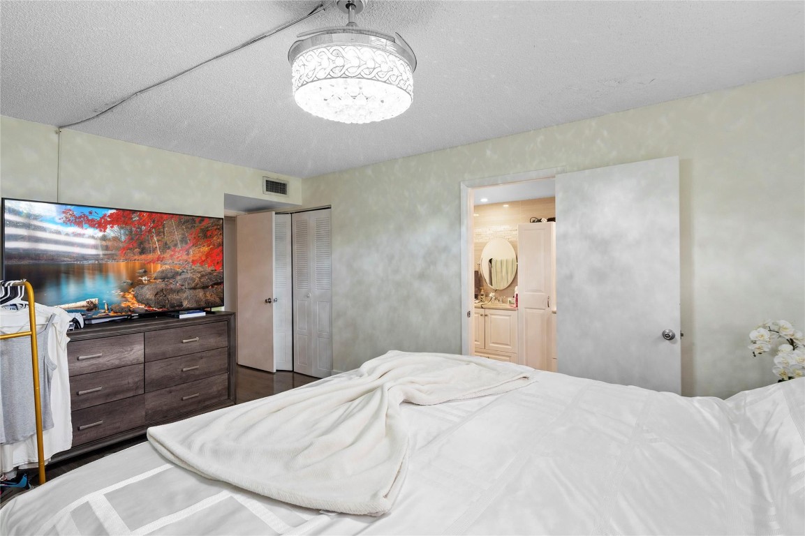 ISLE OF SANDALFOOT CONDO - Residential