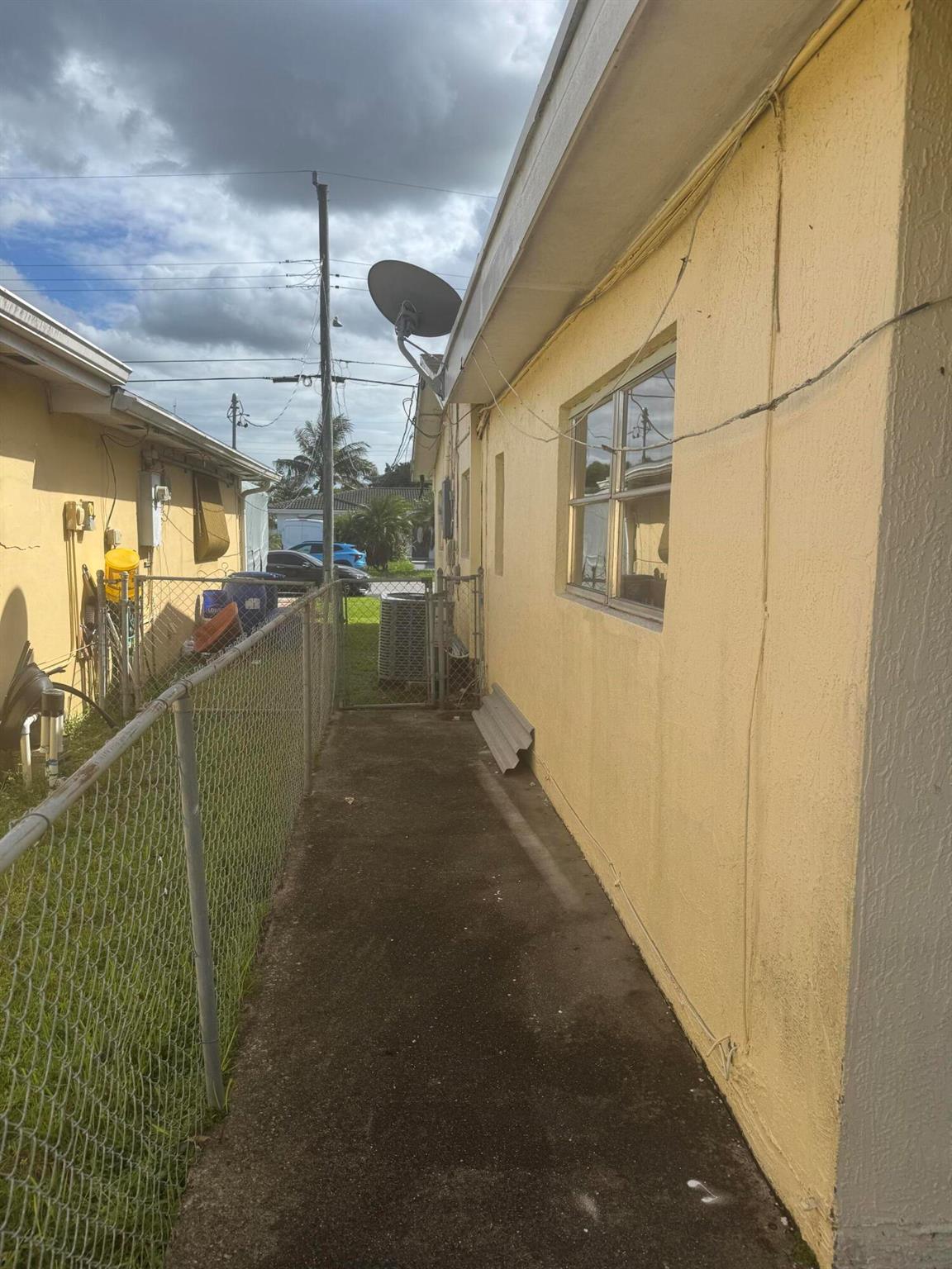 MIRAMAR ISLES SEC 3 - Residential