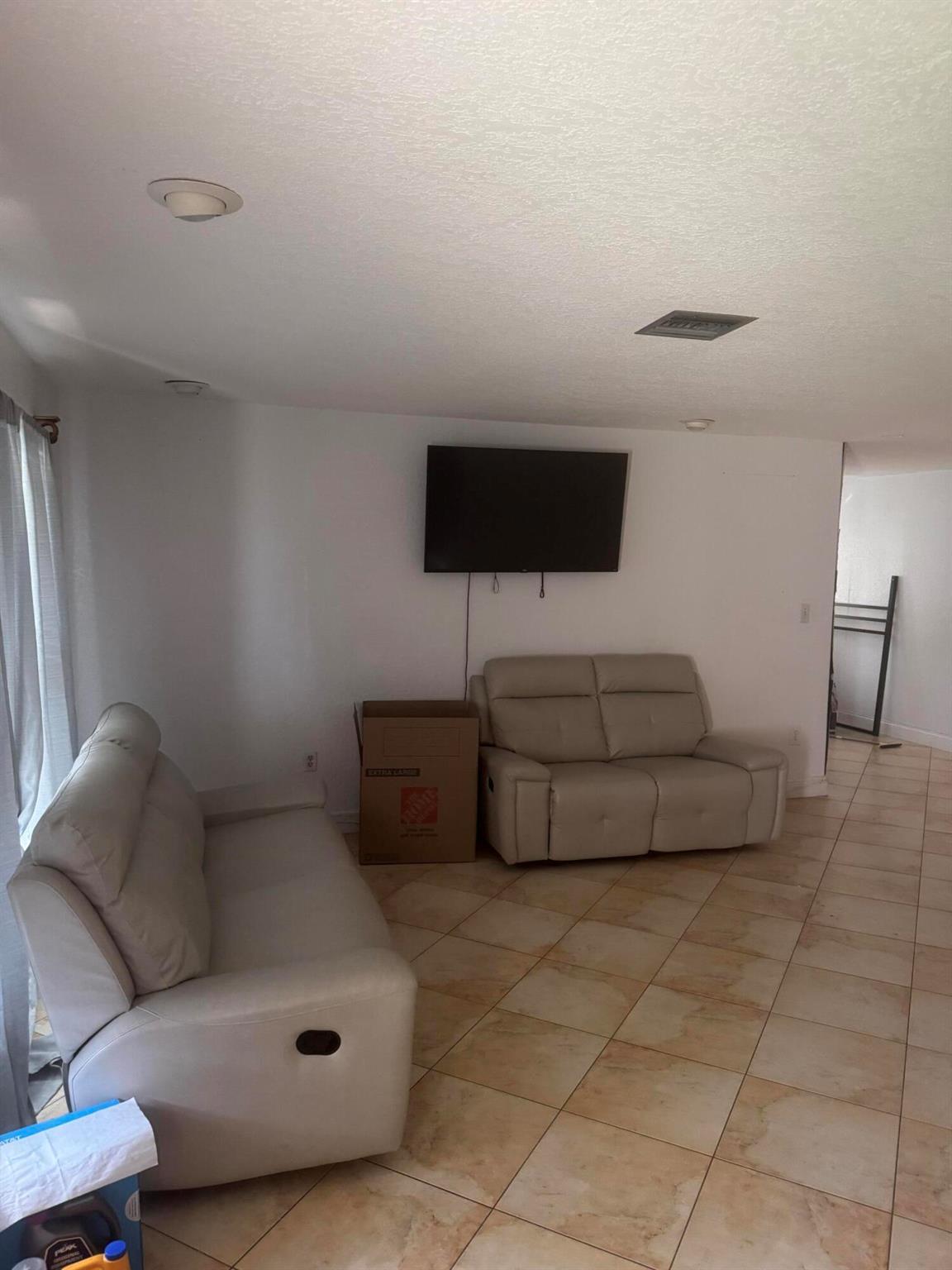 MIRAMAR ISLES SEC 3 - Residential
