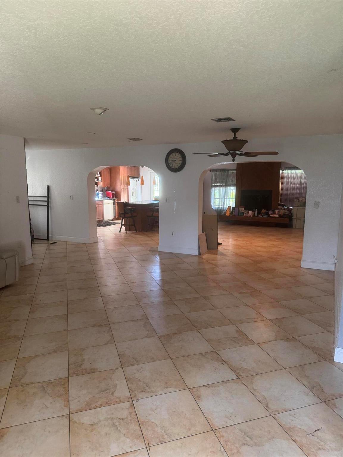 MIRAMAR ISLES SEC 3 - Residential