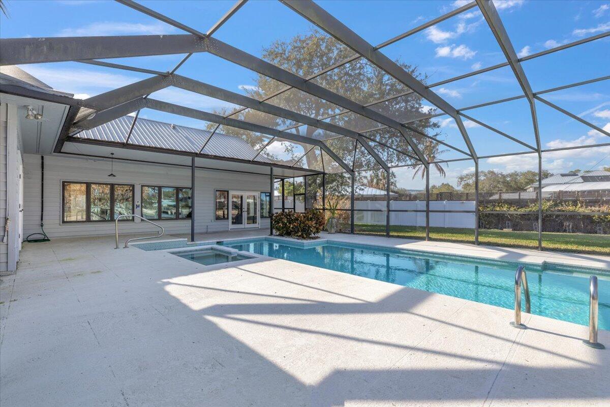 VERO SHORES UNIT 1 - Residential