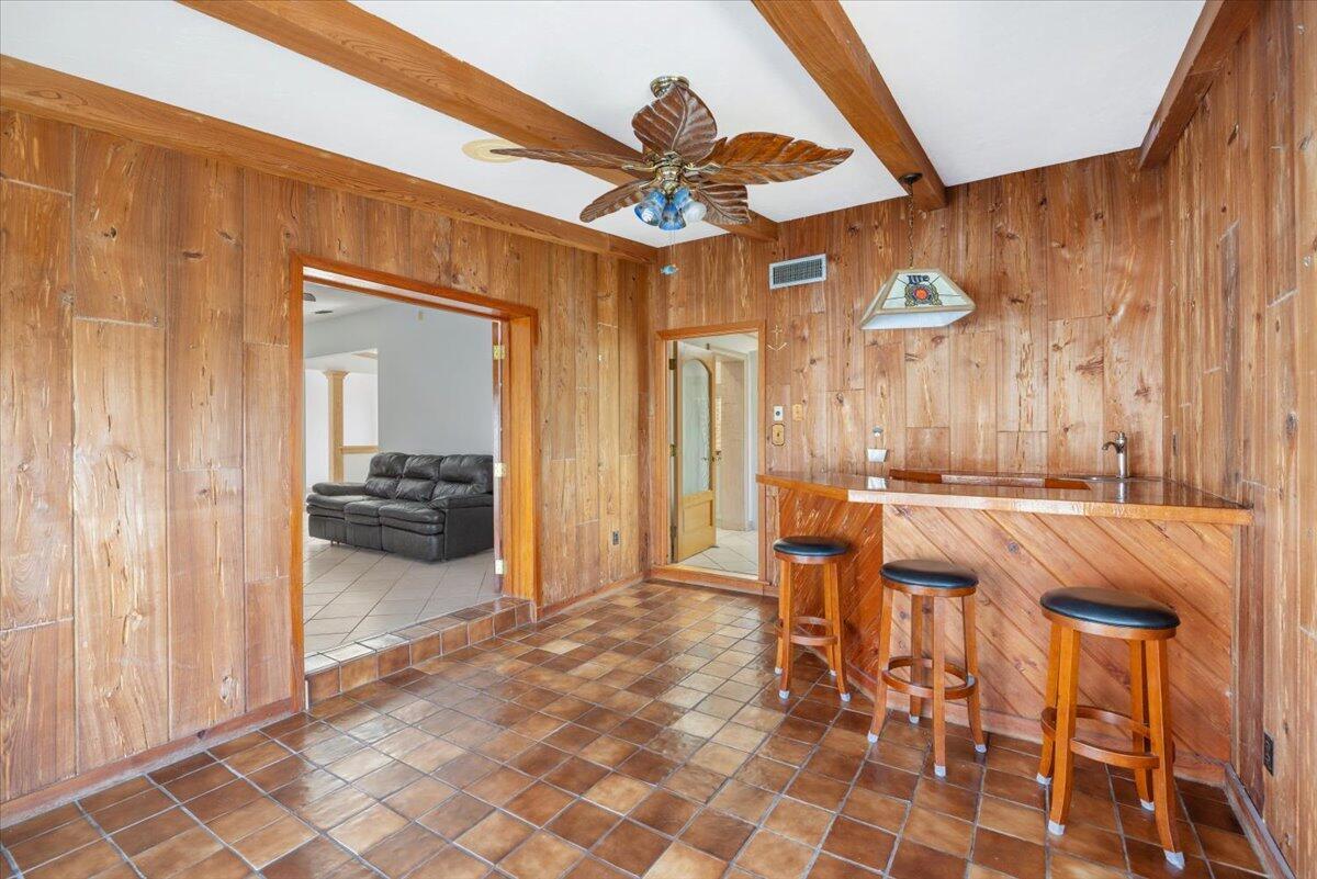 VERO SHORES UNIT 1 - Residential