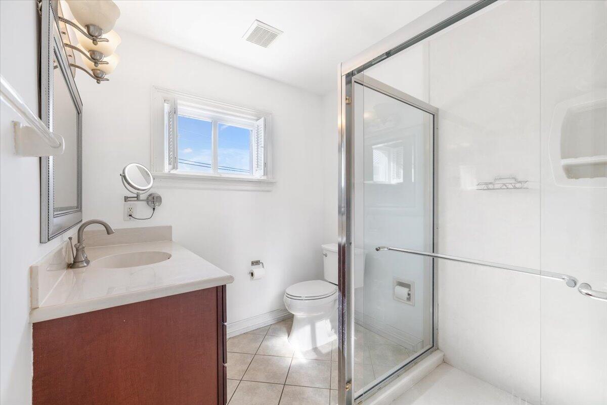 VERO SHORES UNIT 1 - Residential