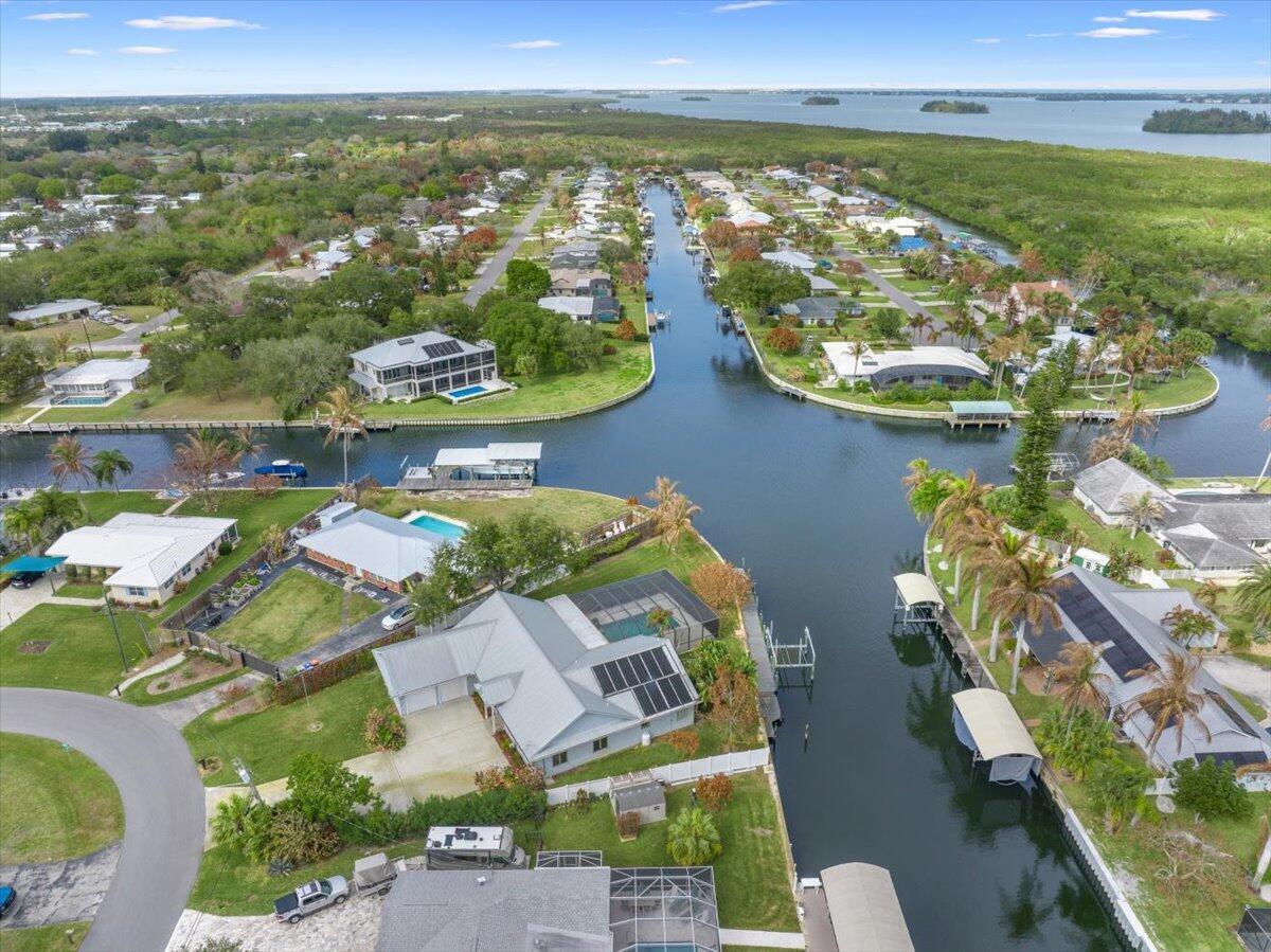 VERO SHORES UNIT 1 - Residential