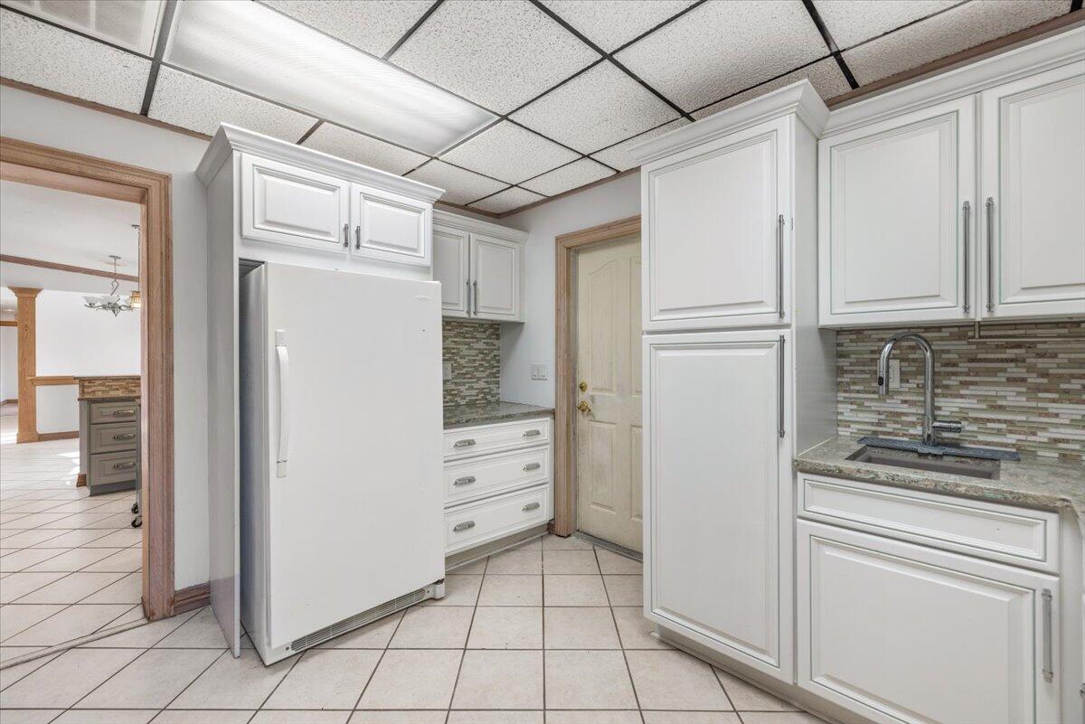 VERO SHORES UNIT 1 - Residential