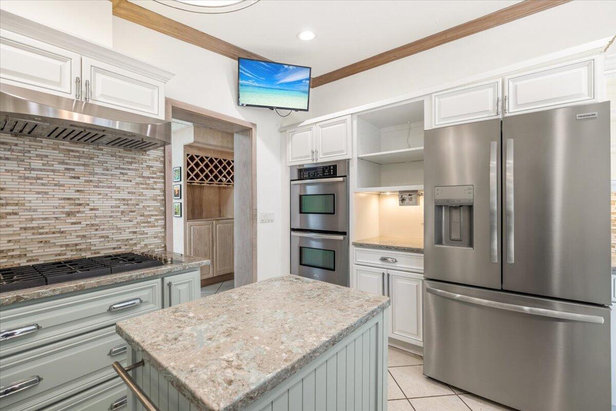 VERO SHORES UNIT 1 - Residential