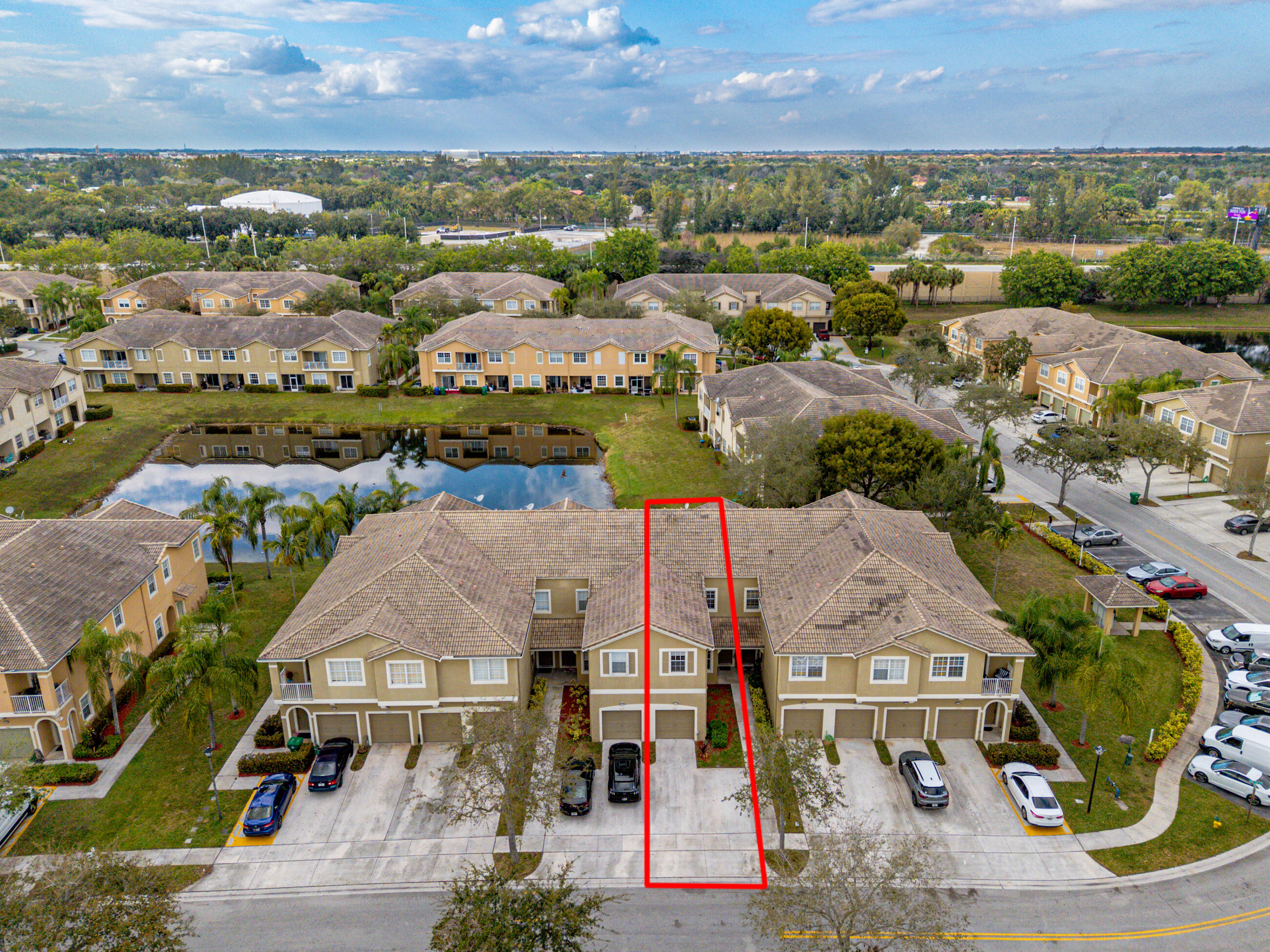 BANYAN BAY CONDO - Residential