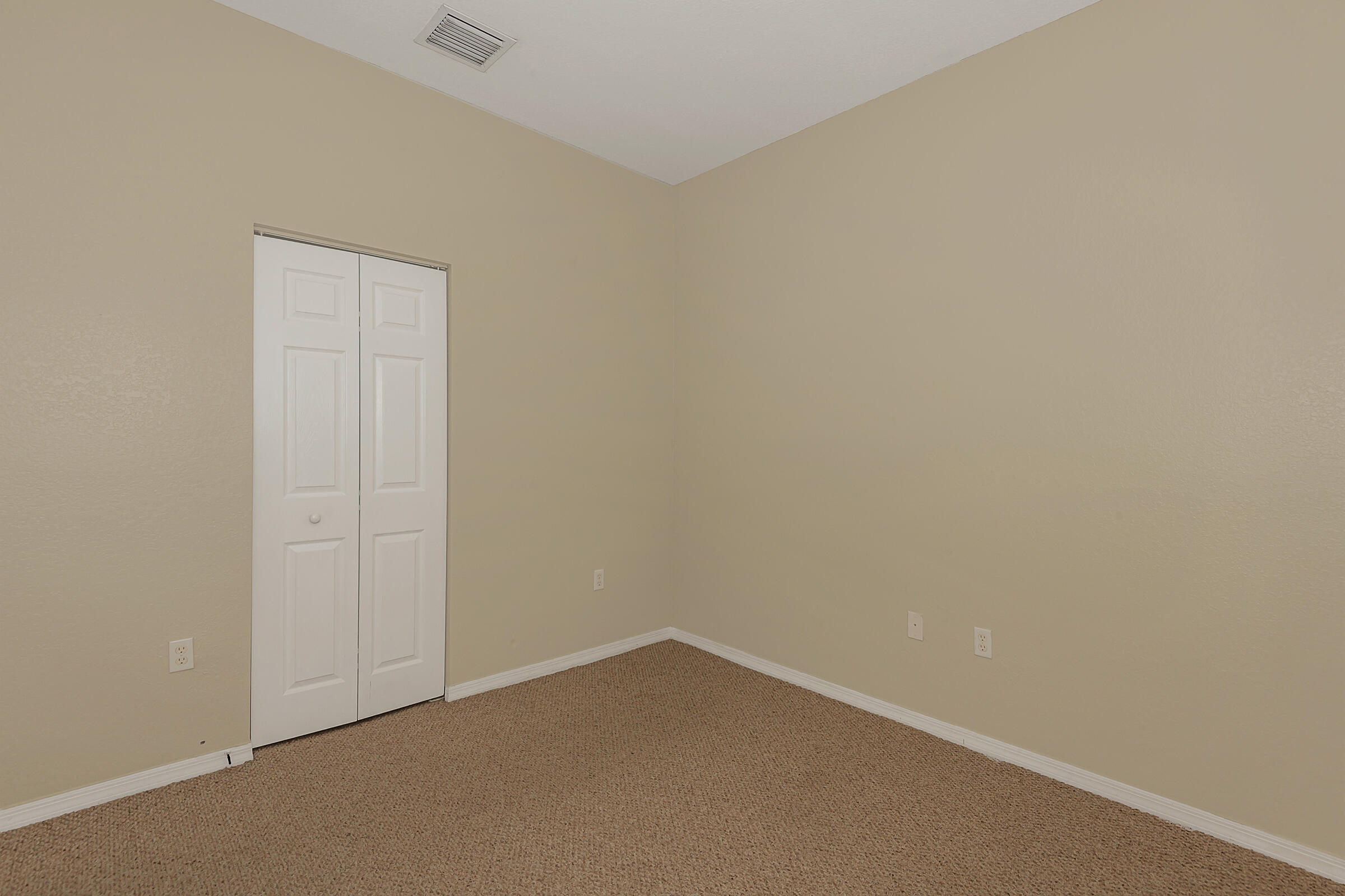 BANYAN BAY CONDO - Residential