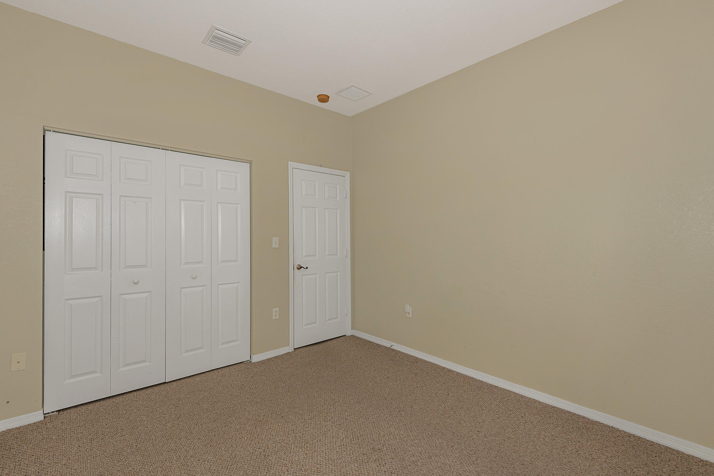 BANYAN BAY CONDO - Residential