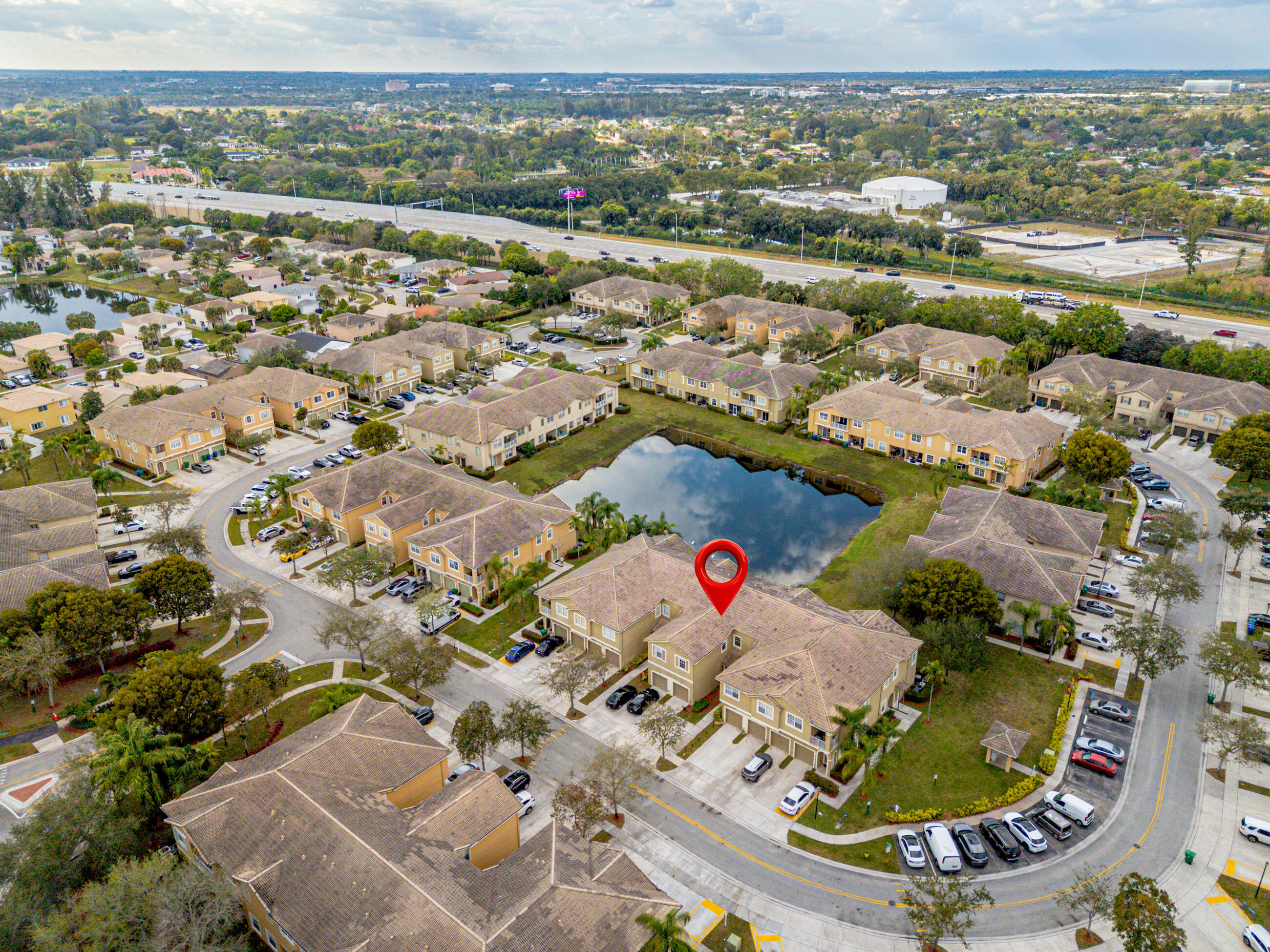 BANYAN BAY CONDO - Residential