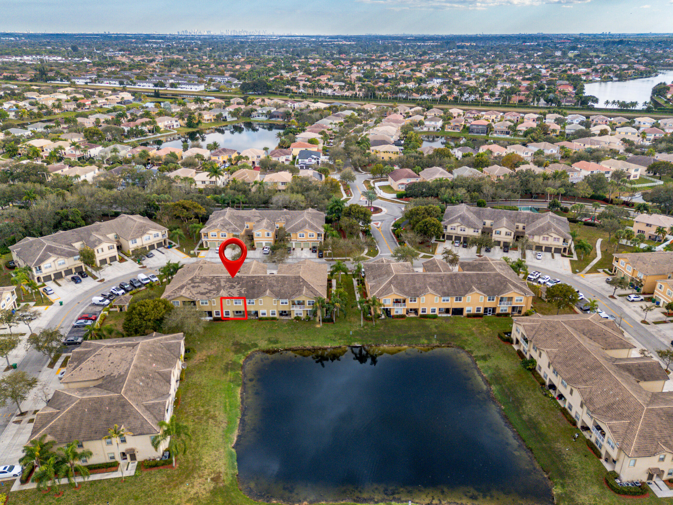 BANYAN BAY CONDO - Residential