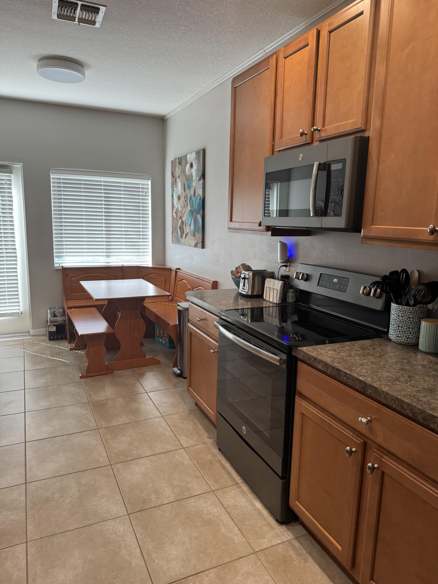 EAST LAKE VILLAGE NO 3 - Residential