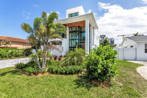 Tiny photo for 310 NE 2nd Street, Boca Raton, FL 33432 (MLS # B26019926)