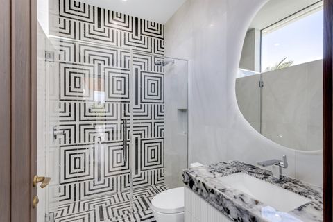 Tiny photo for 310 NE 2nd Street, Boca Raton, FL 33432 (MLS # B26019926)
