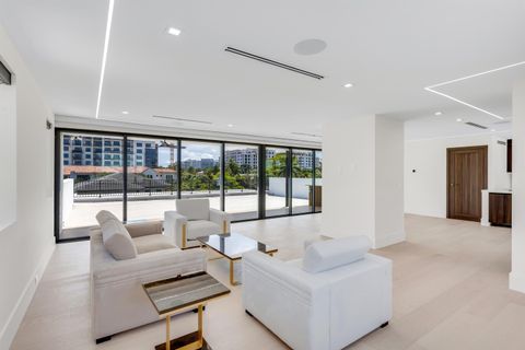 Tiny photo for 310 NE 2nd Street, Boca Raton, FL 33432 (MLS # B26019926)
