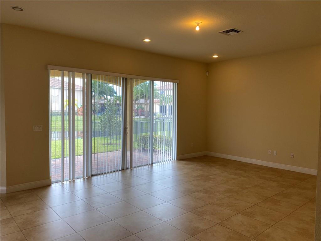 Debuys 180-147 B - Residential Lease