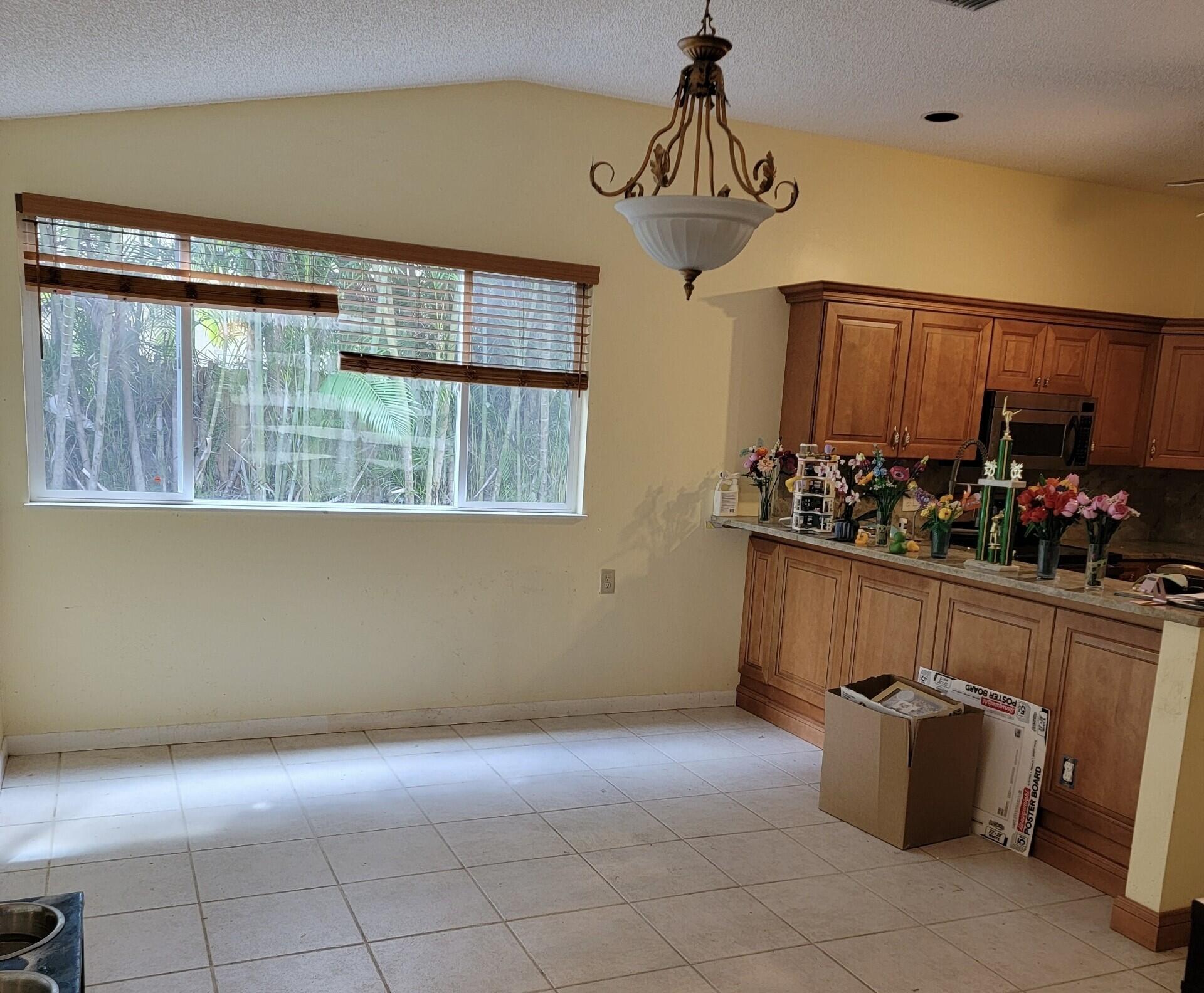 INDIAN WELLS - Residential