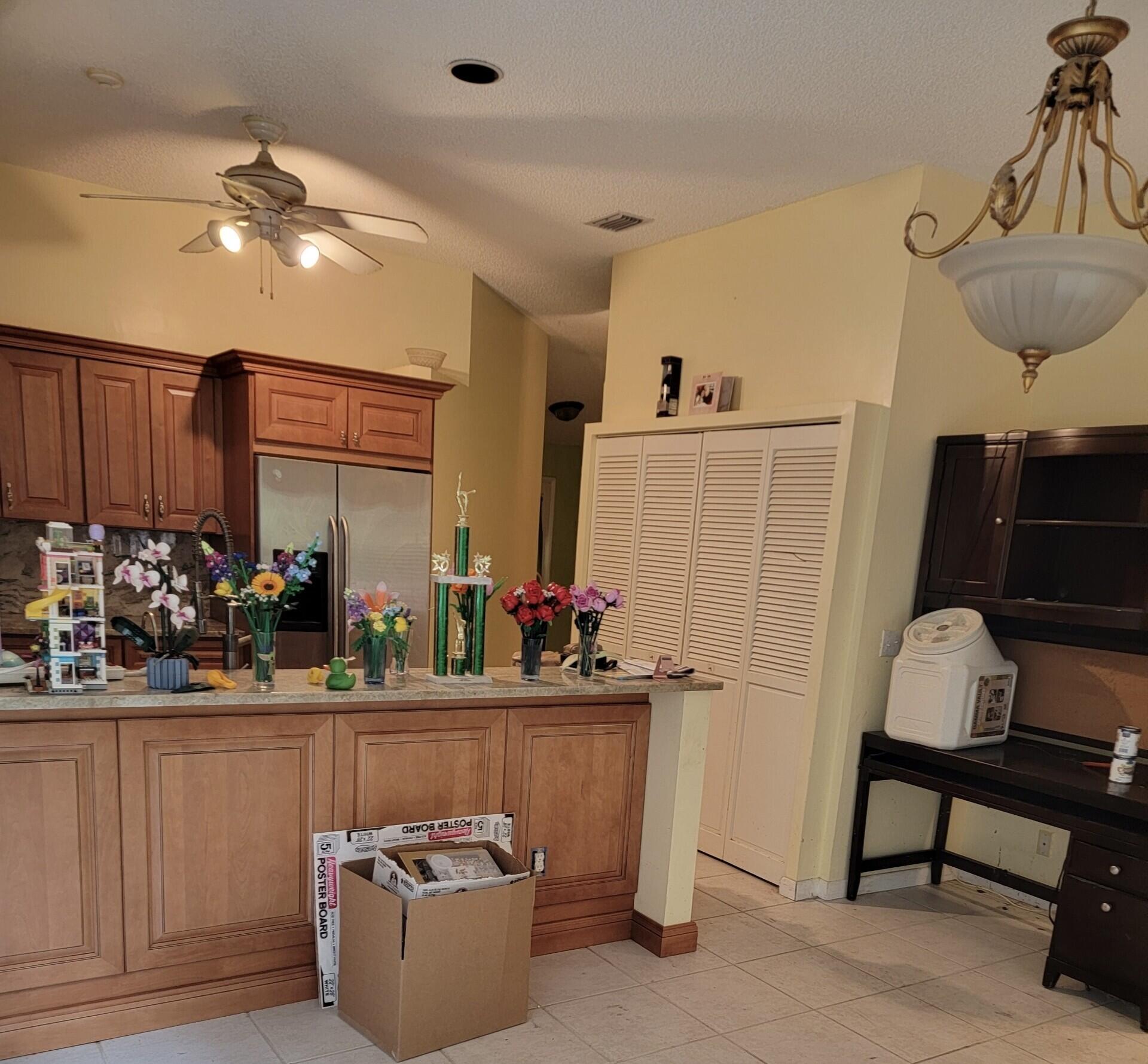 INDIAN WELLS - Residential