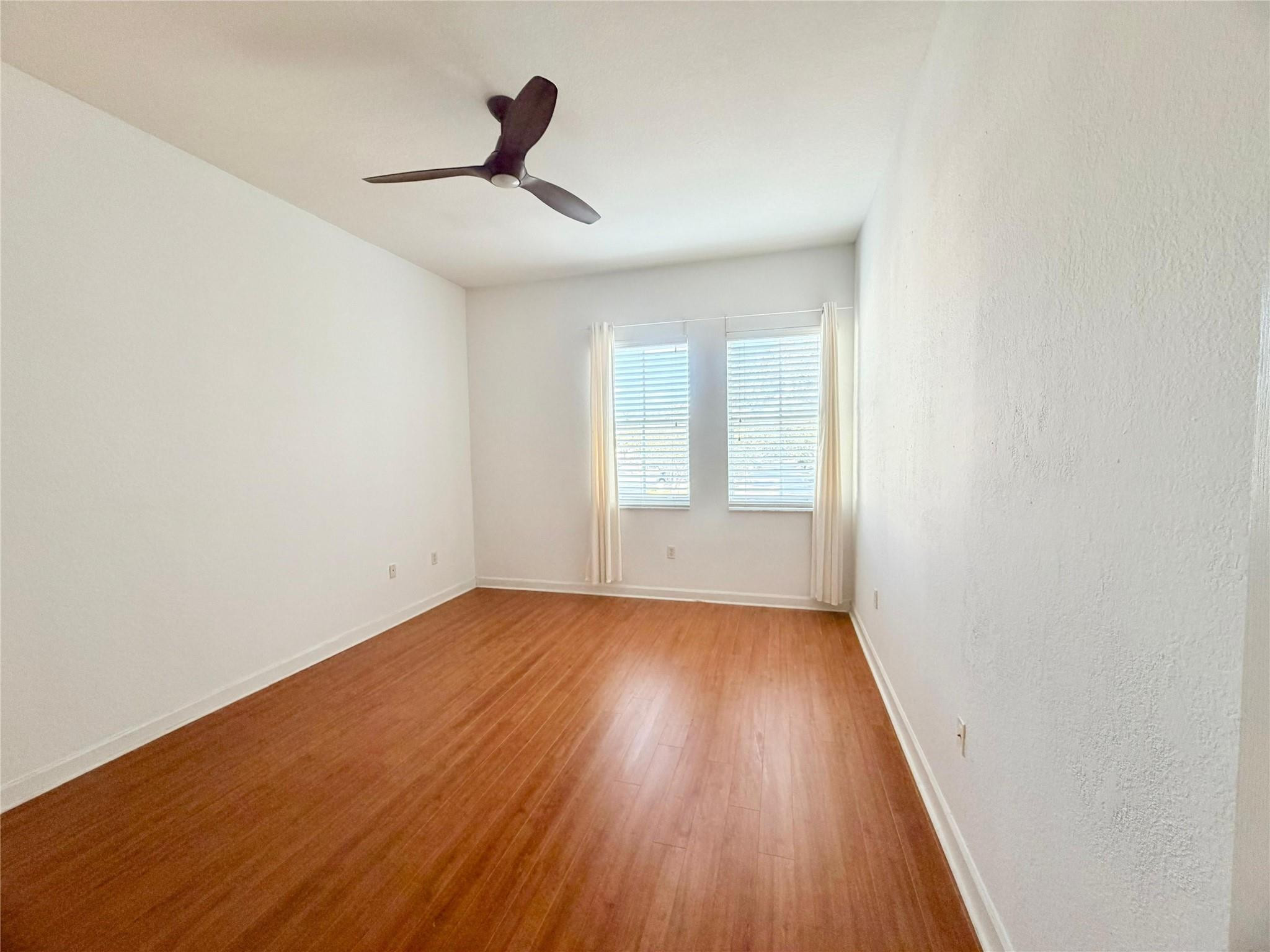 COURTYARDS - Residential