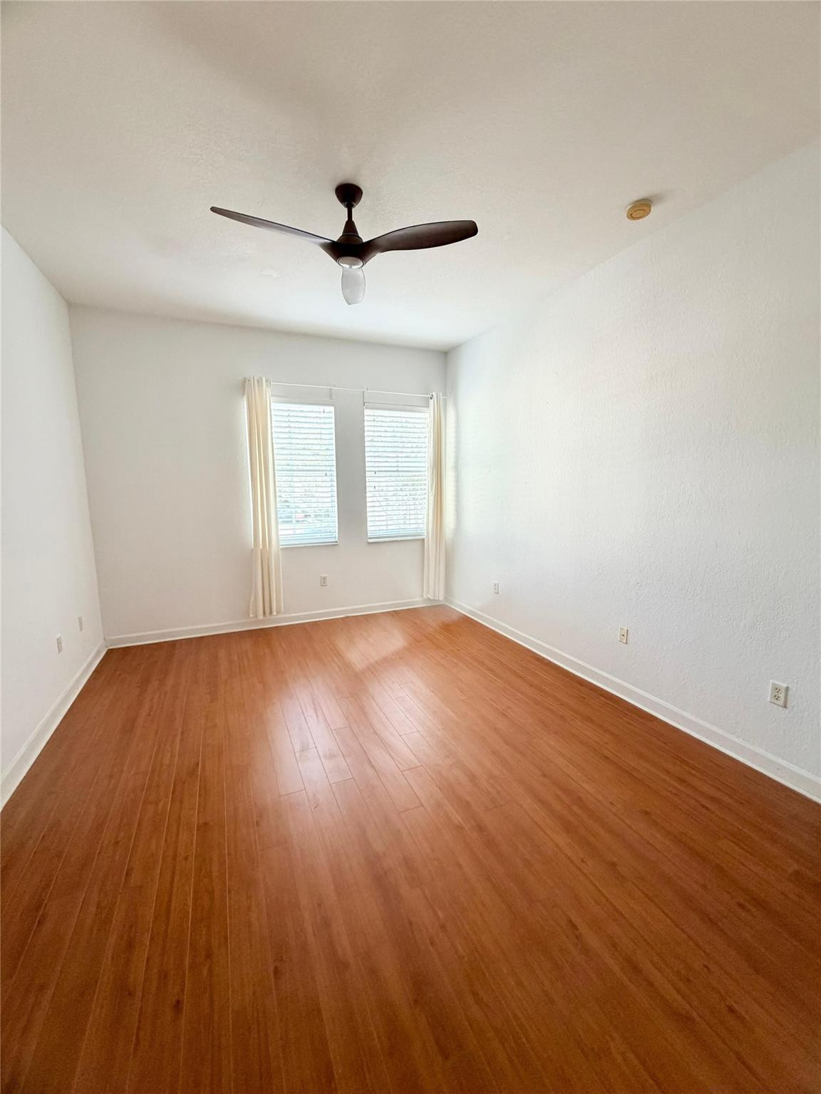 COURTYARDS - Residential