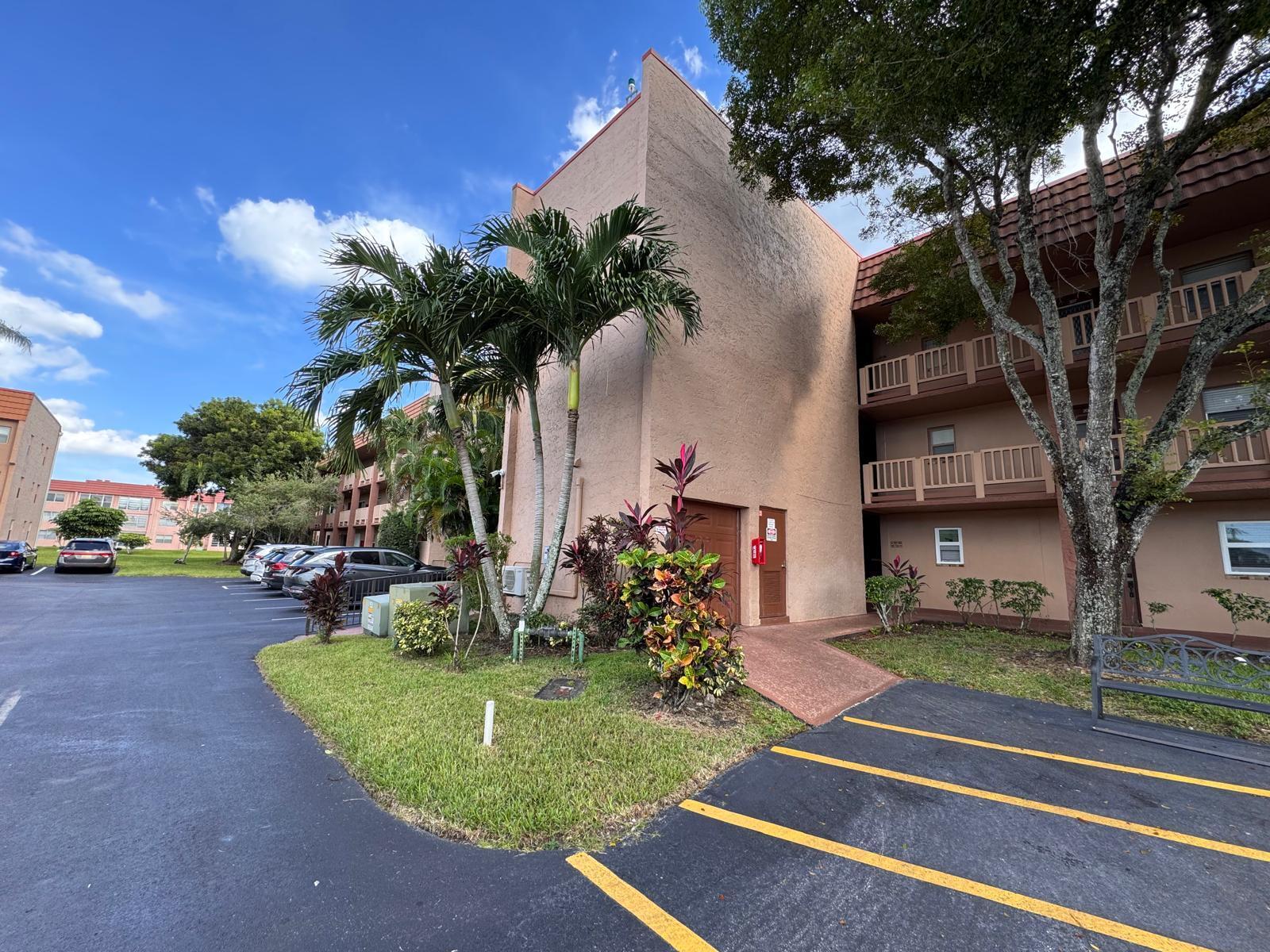 9660 SUNRISE LAKES Boulevard 202
