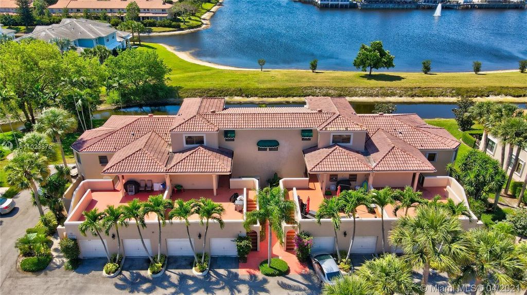 Photo of 6638 Villa Sonrisa Drive #612, Boca Raton, FL 33433 (MLS # R11082201)