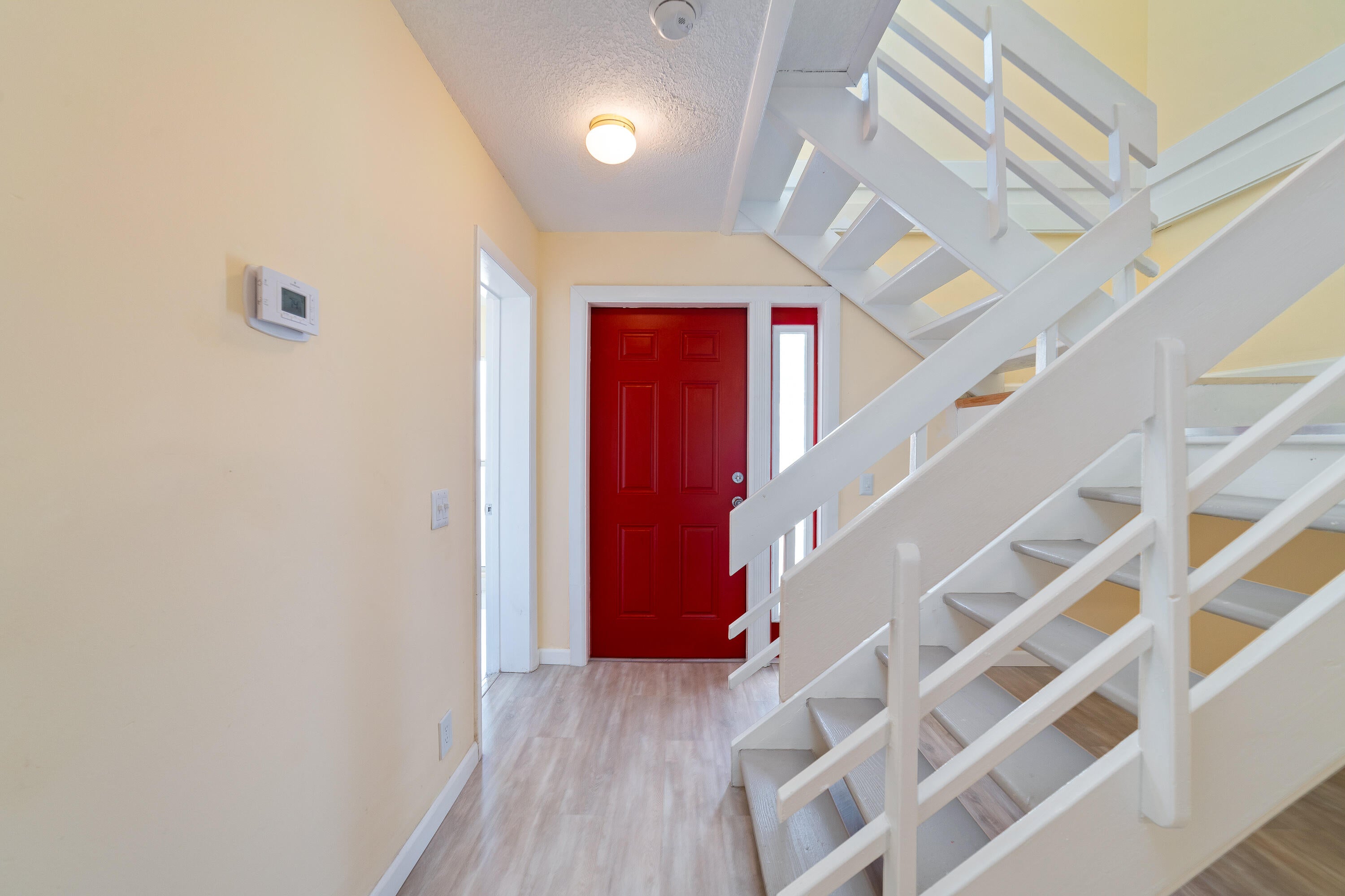 276 SUNSHINE Drive