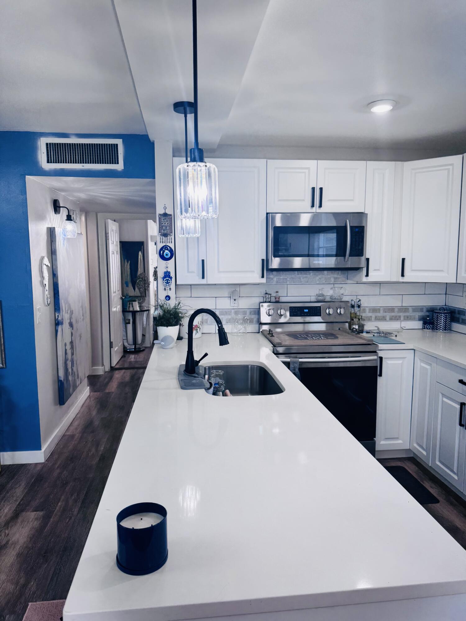 KINGS POINT - Residential Lease