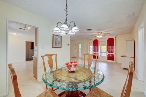 Single Family Residence in Tamarac FL 7421 72nd Ter Ter 10.jpg