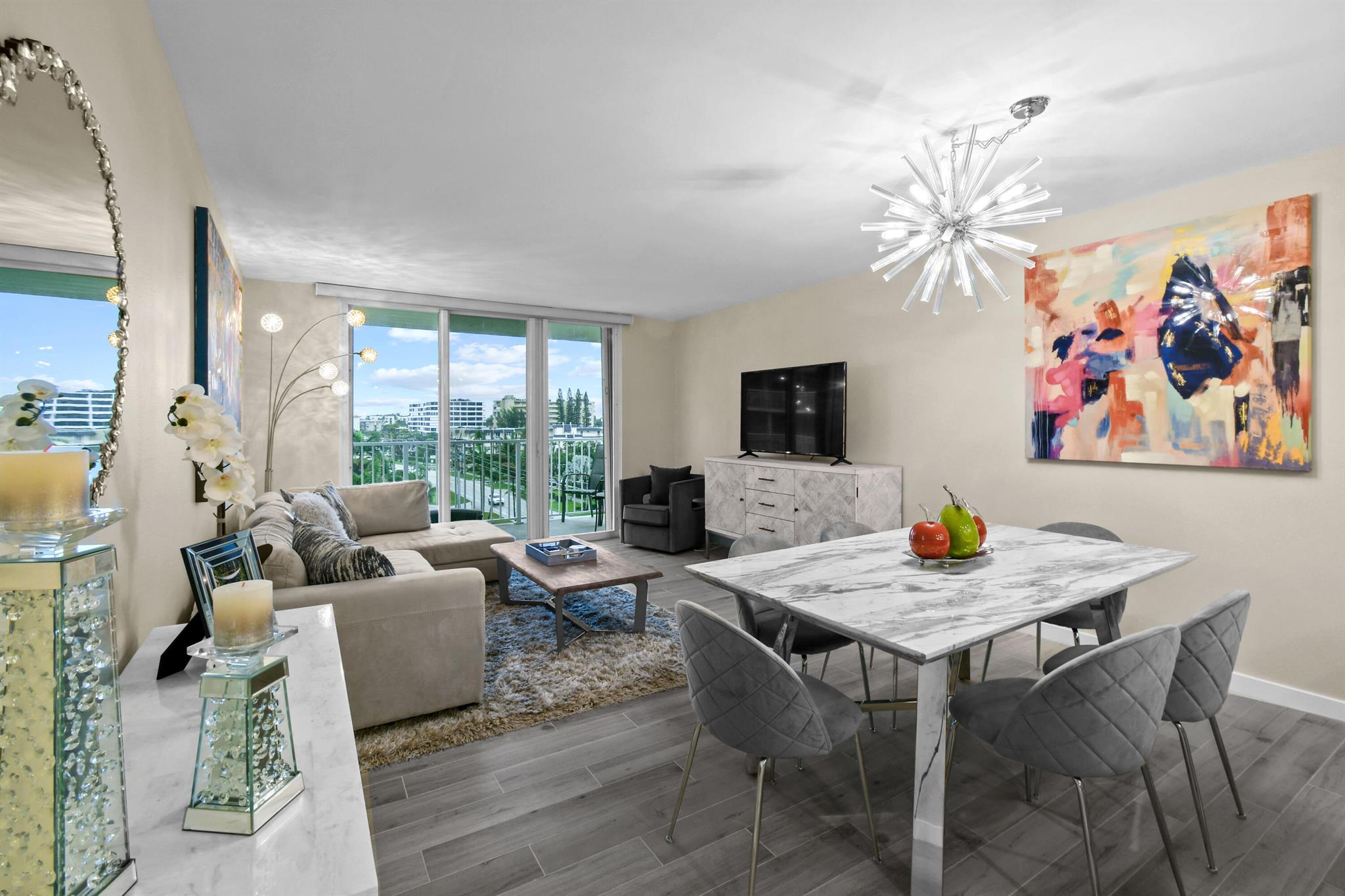 LE CHATEAU ROYAL CONDO - Residential