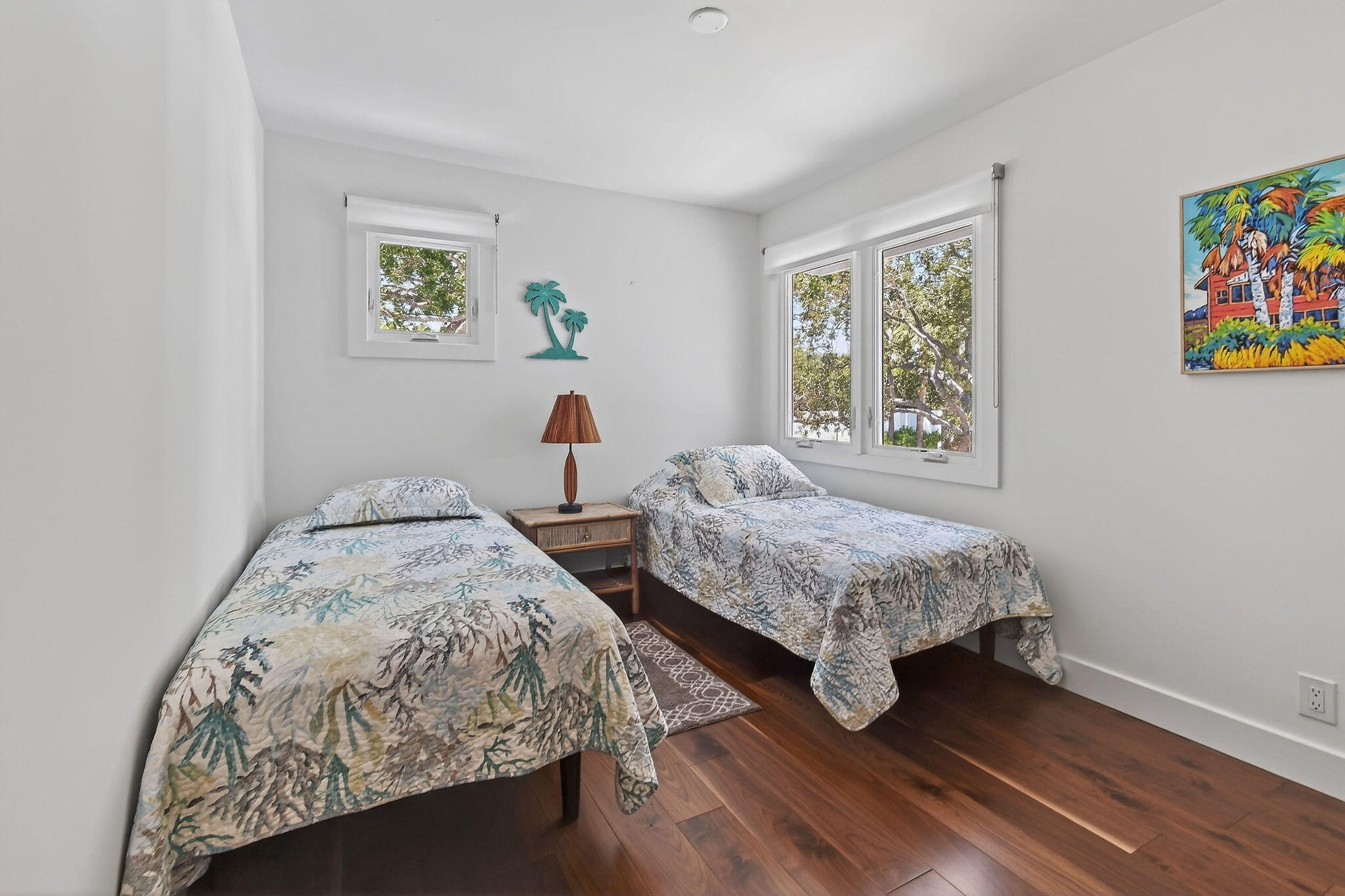 SCRIMSHAW ON THE BAY - Residential