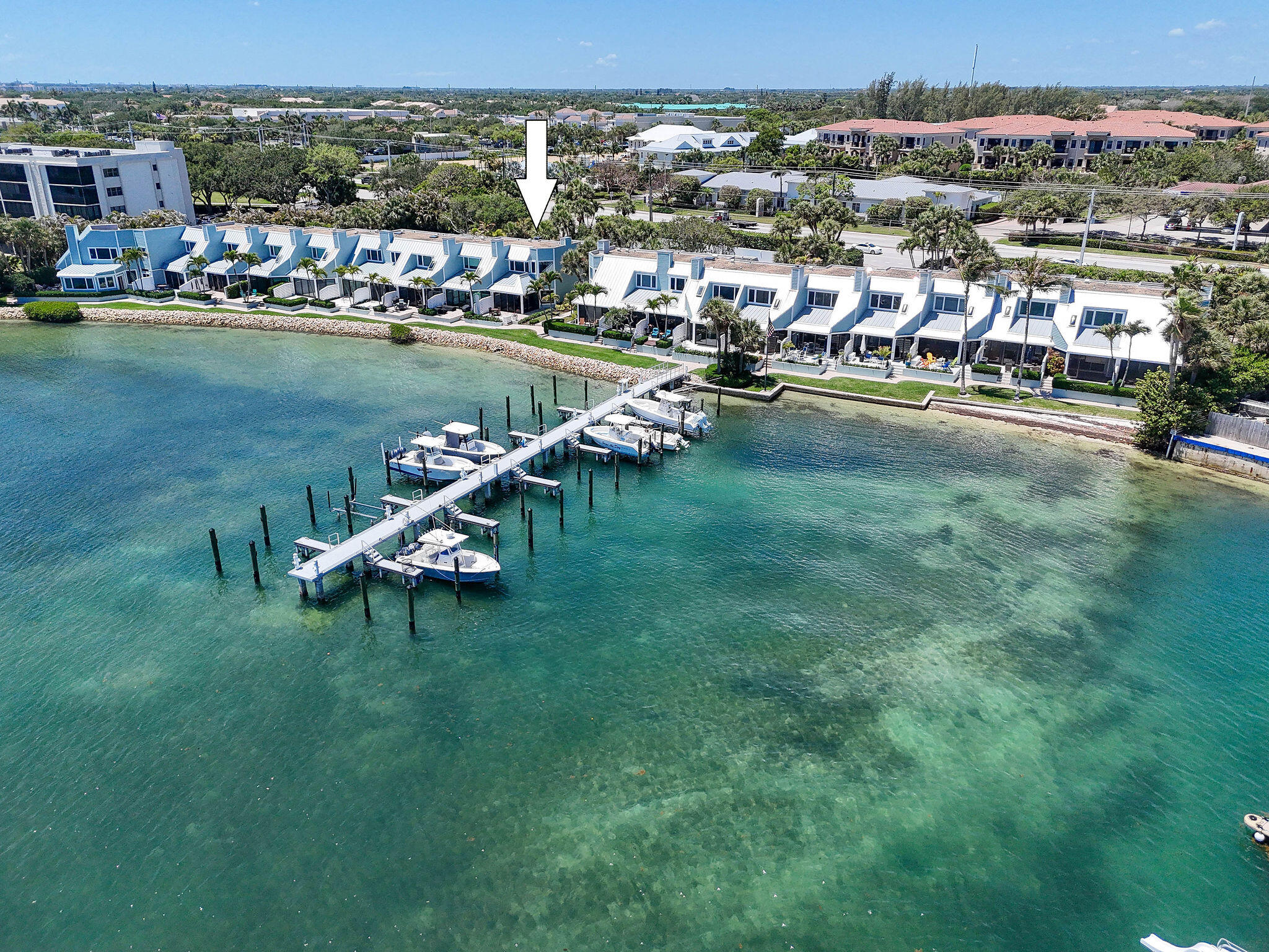 SCRIMSHAW ON THE BAY - Residential