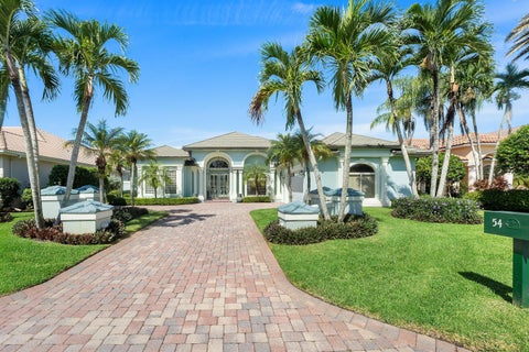 Photo of 54 CAYMAN Place, Palm Beach Gardens, FL 33418 (MLS # B26082967)