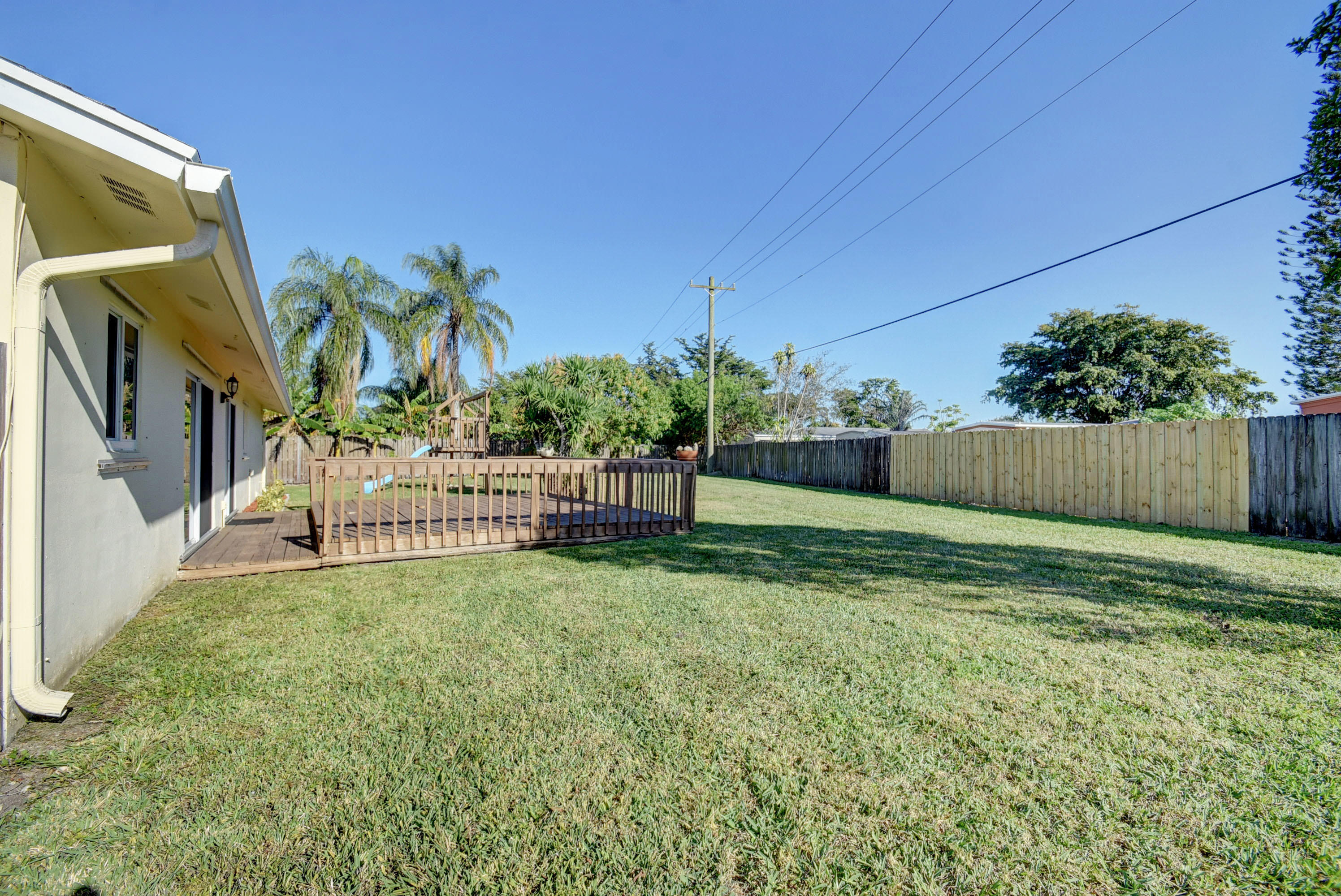 BOCA TRAILS PLAT 1 LOT 72 - Residential