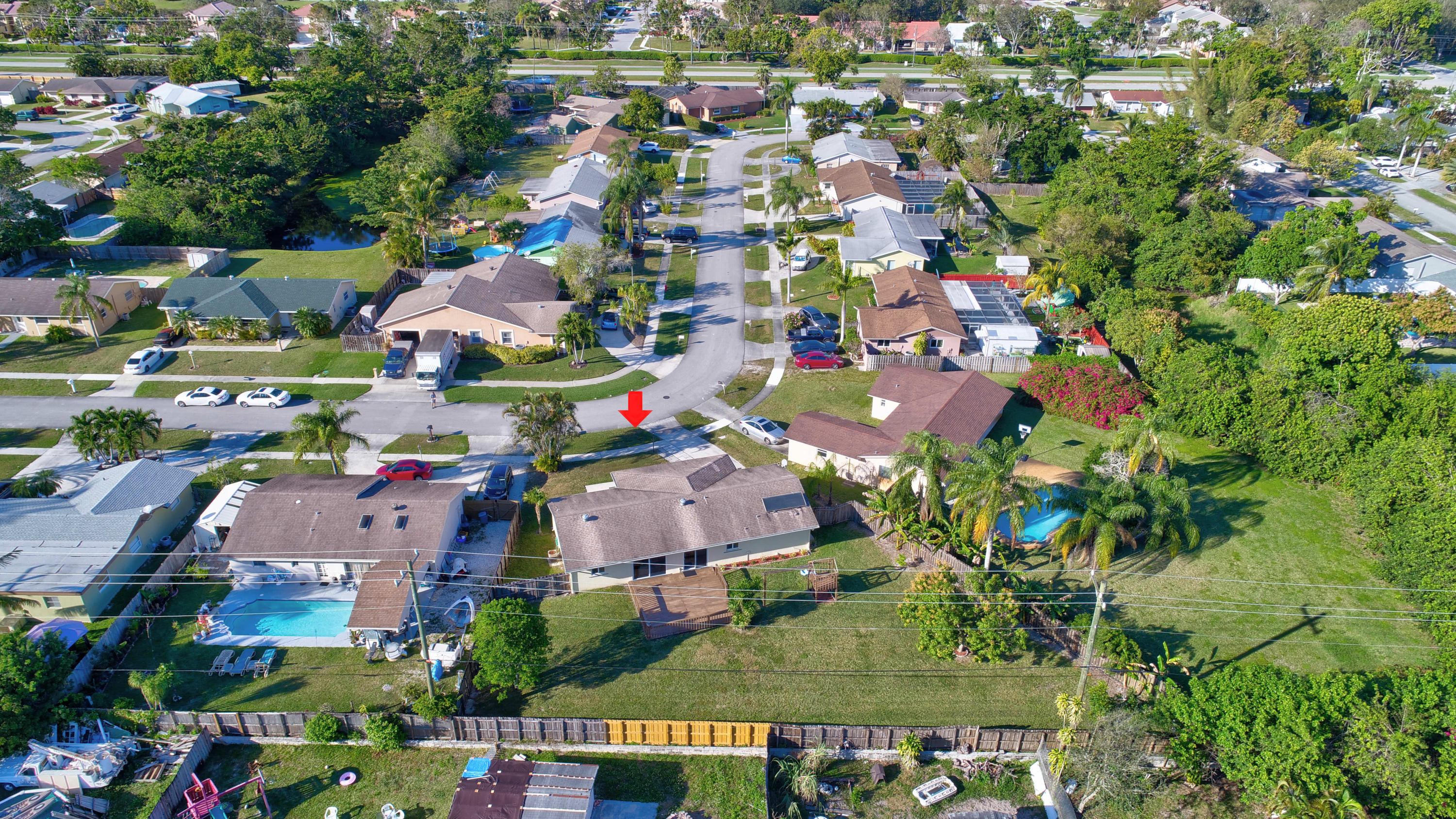 BOCA TRAILS PLAT 1 LOT 72 - Residential