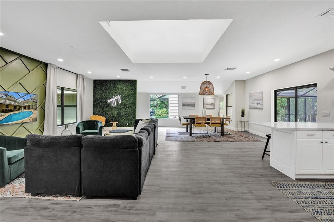 Acreage & Unrec - Residential