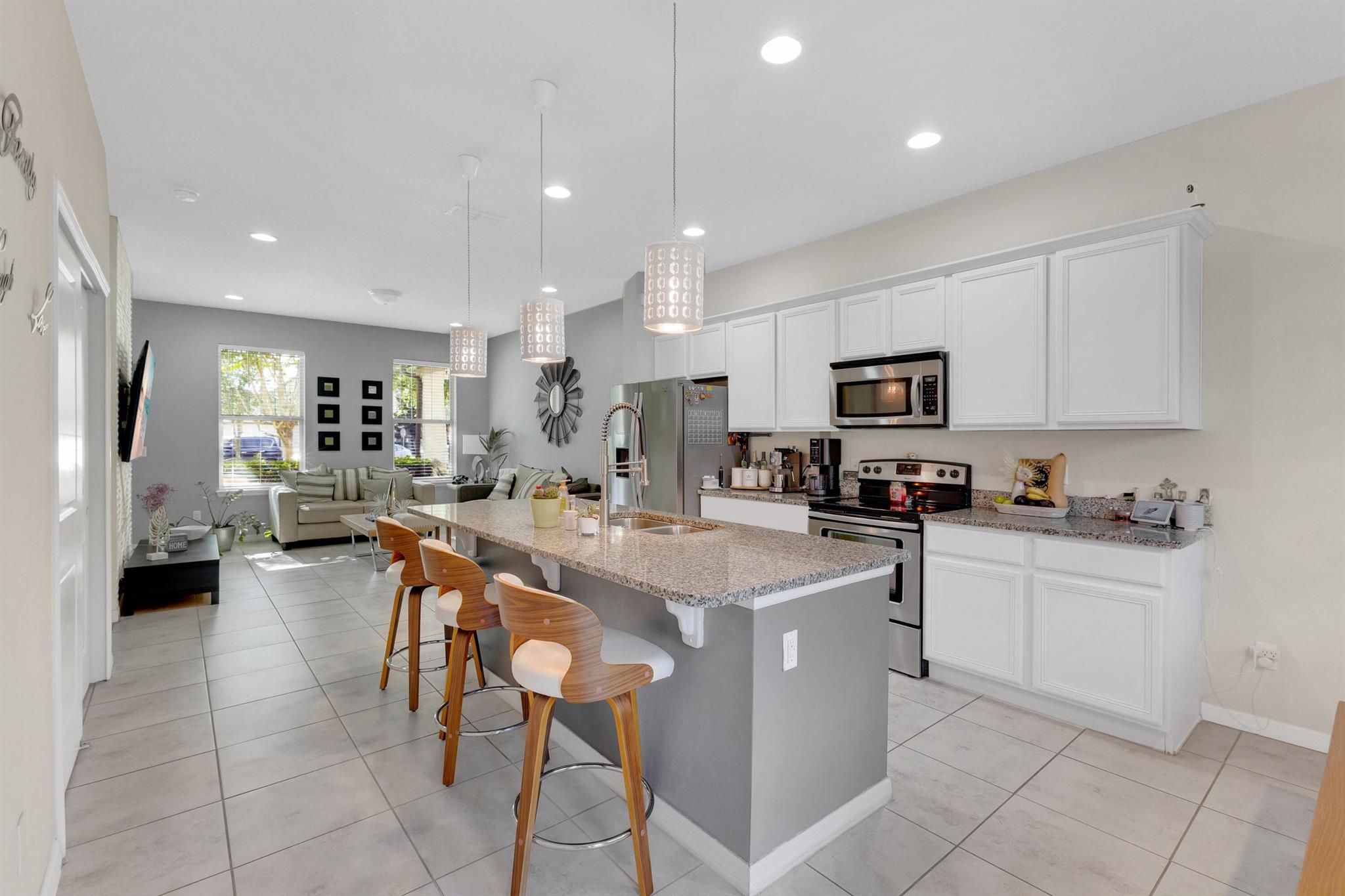 LAKESHORE AT NARCOOSSEE - Residential Lease