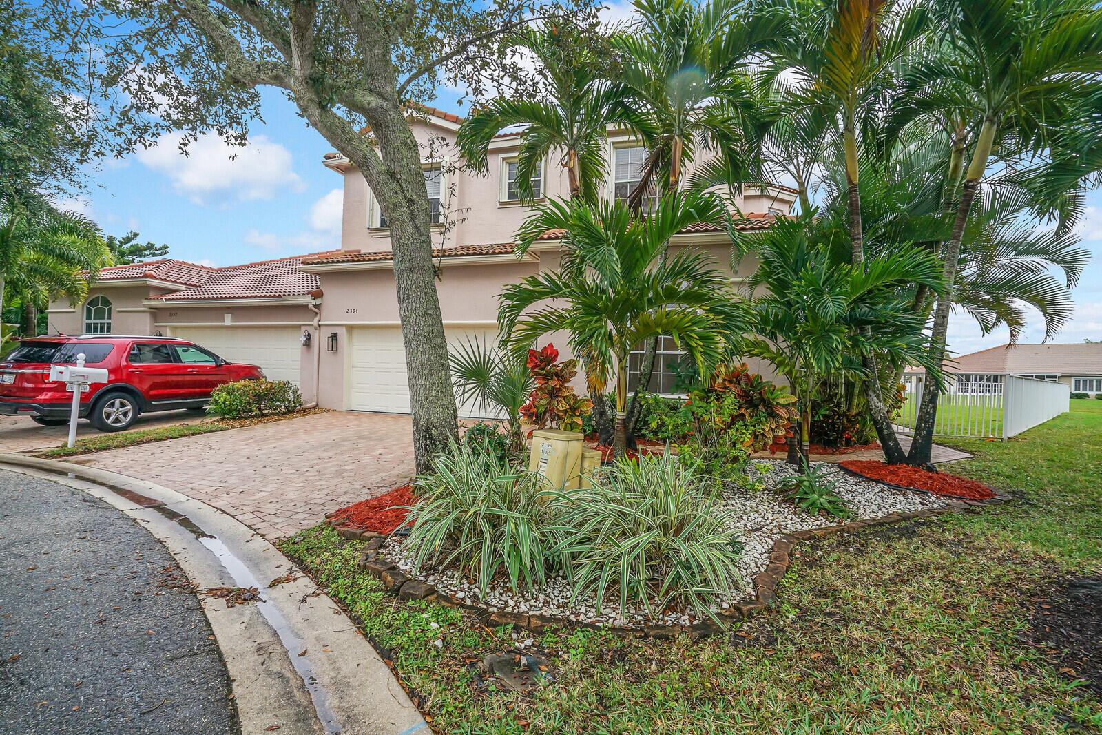 2394 Kemps Bay