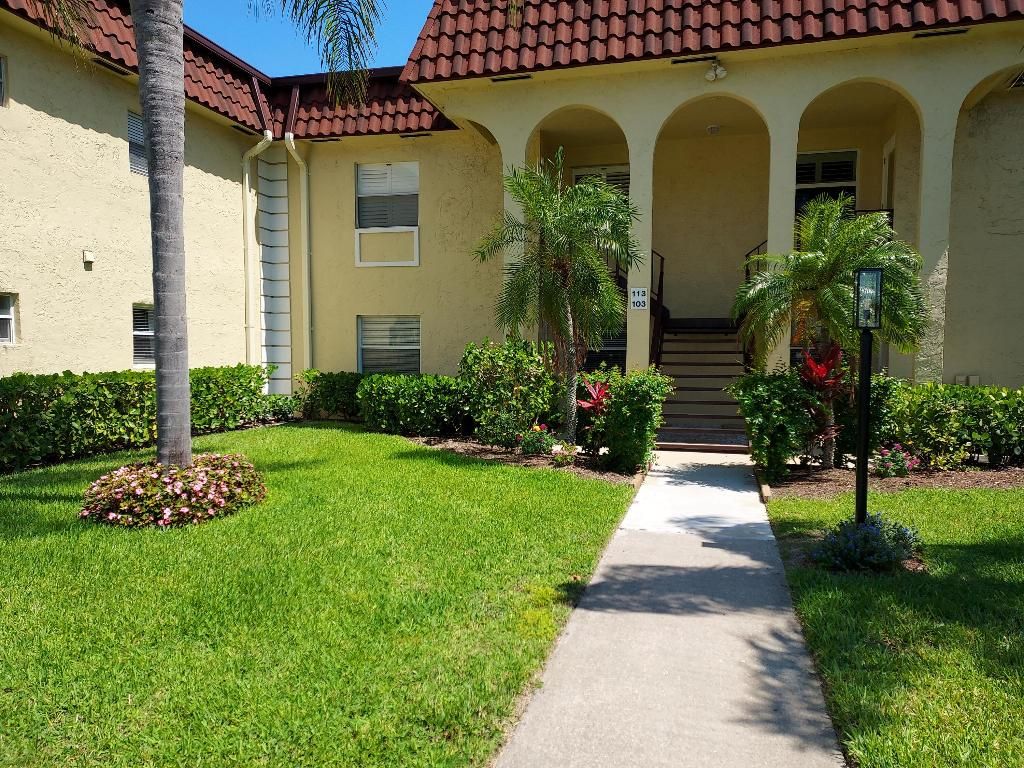 Photo of 717 S Us Highway 1 #103, Jupiter, FL 33477 (MLS # R10966949)