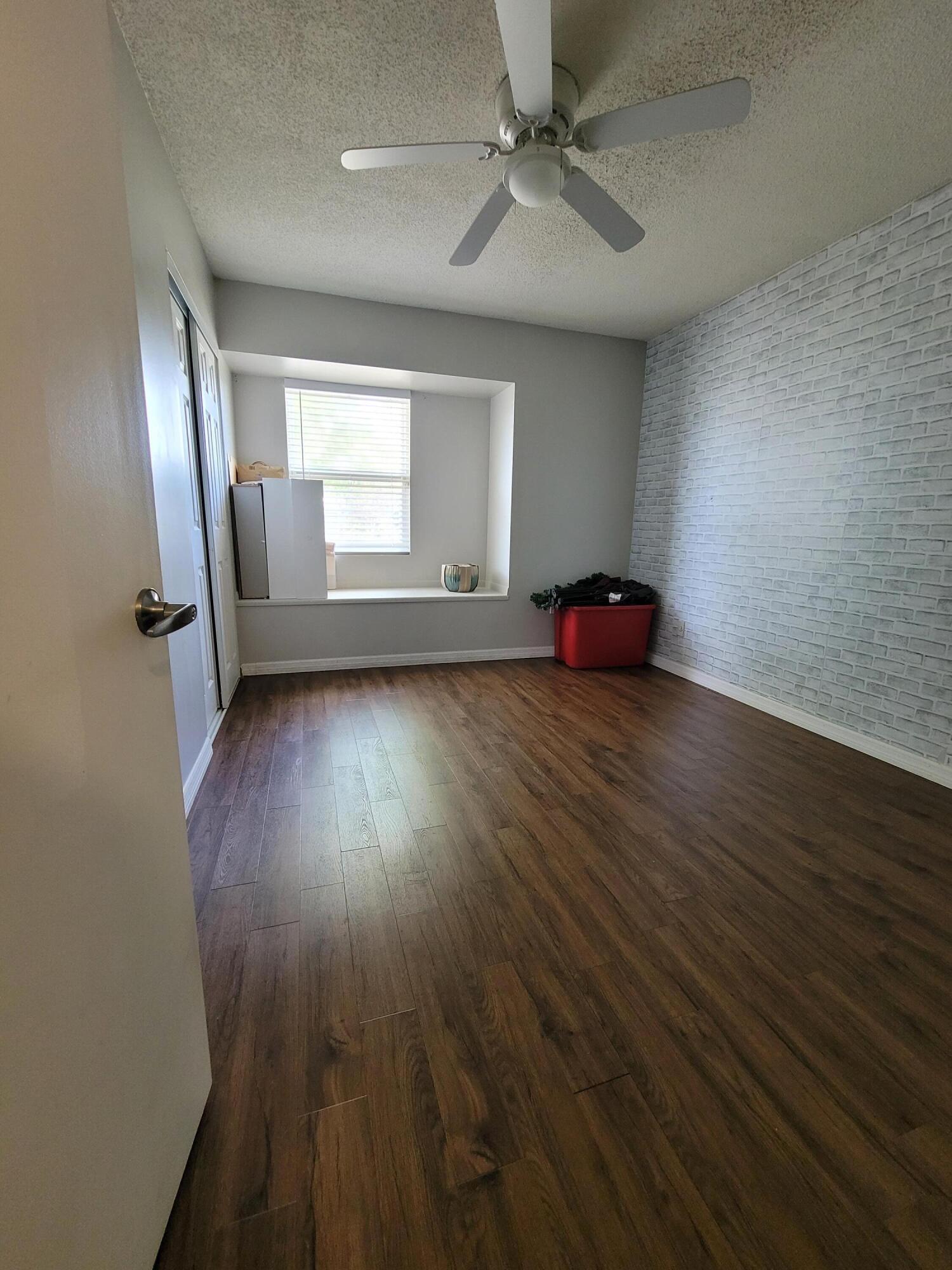 PORT ST LUCIE FLORESTA PINES UNIT 1 - Residential