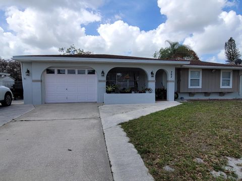 Photo of 262 NE Floresta Drive, Port Saint Lucie, FL 34983 (MLS # B26012821)