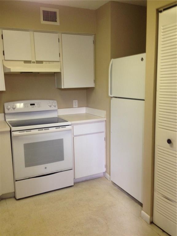 Summer Lake Condo - Residential Lease