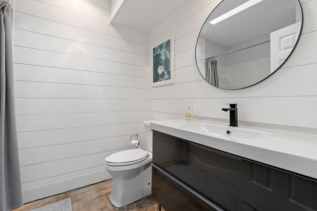 TREE TOPS OF WELLINGTON - Residential