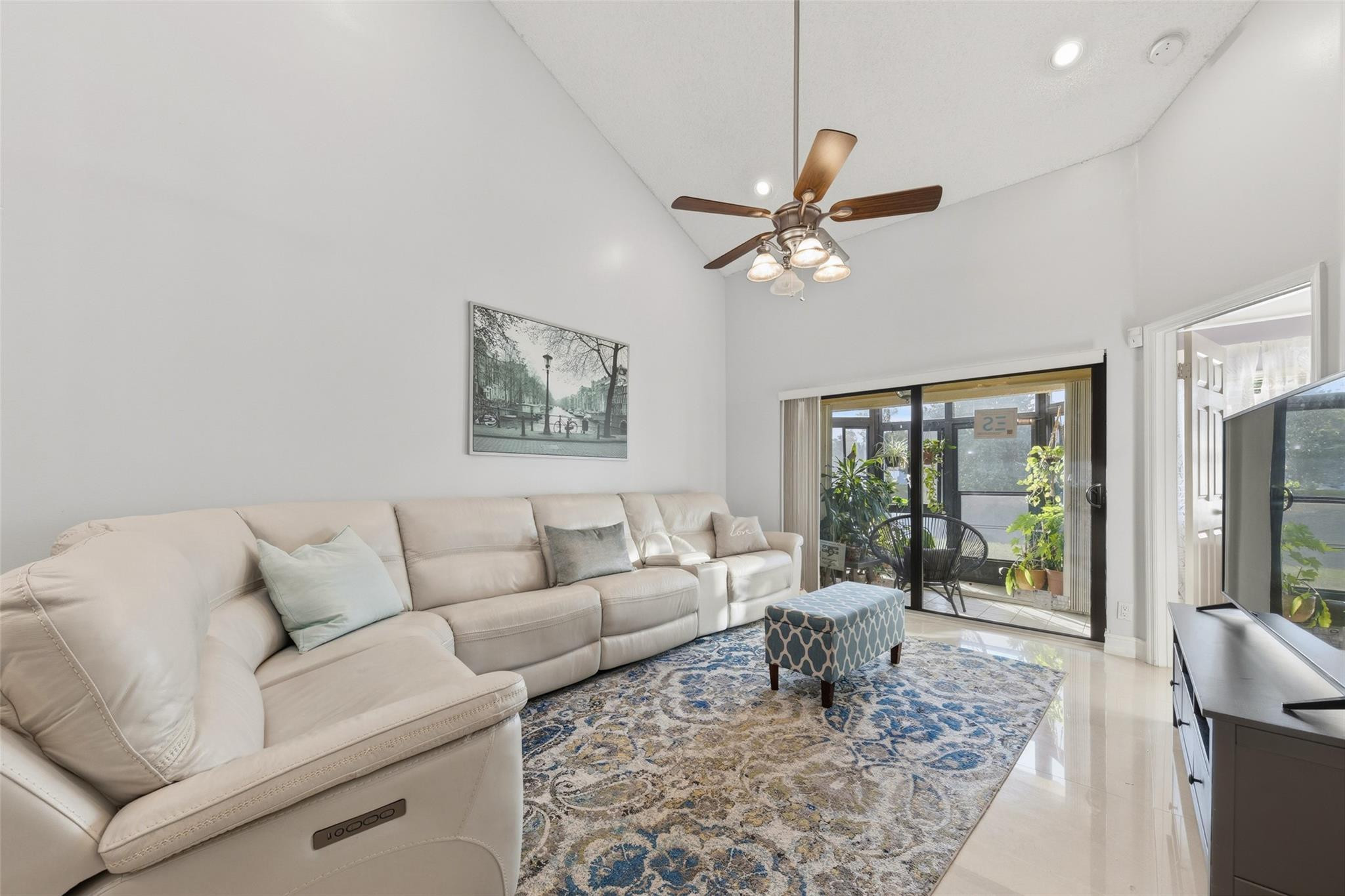 Waterford Isle - Residential